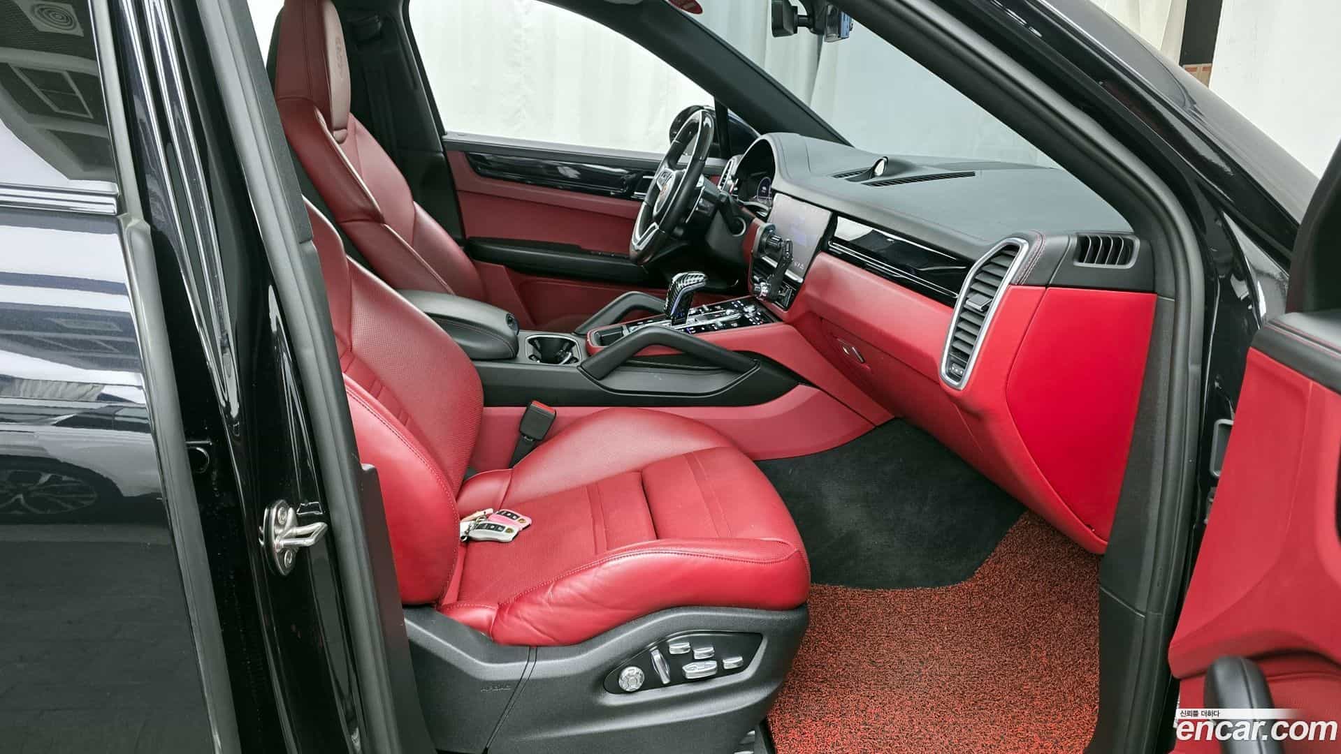 Cayenne Porsche 2020.8-OPTION-015