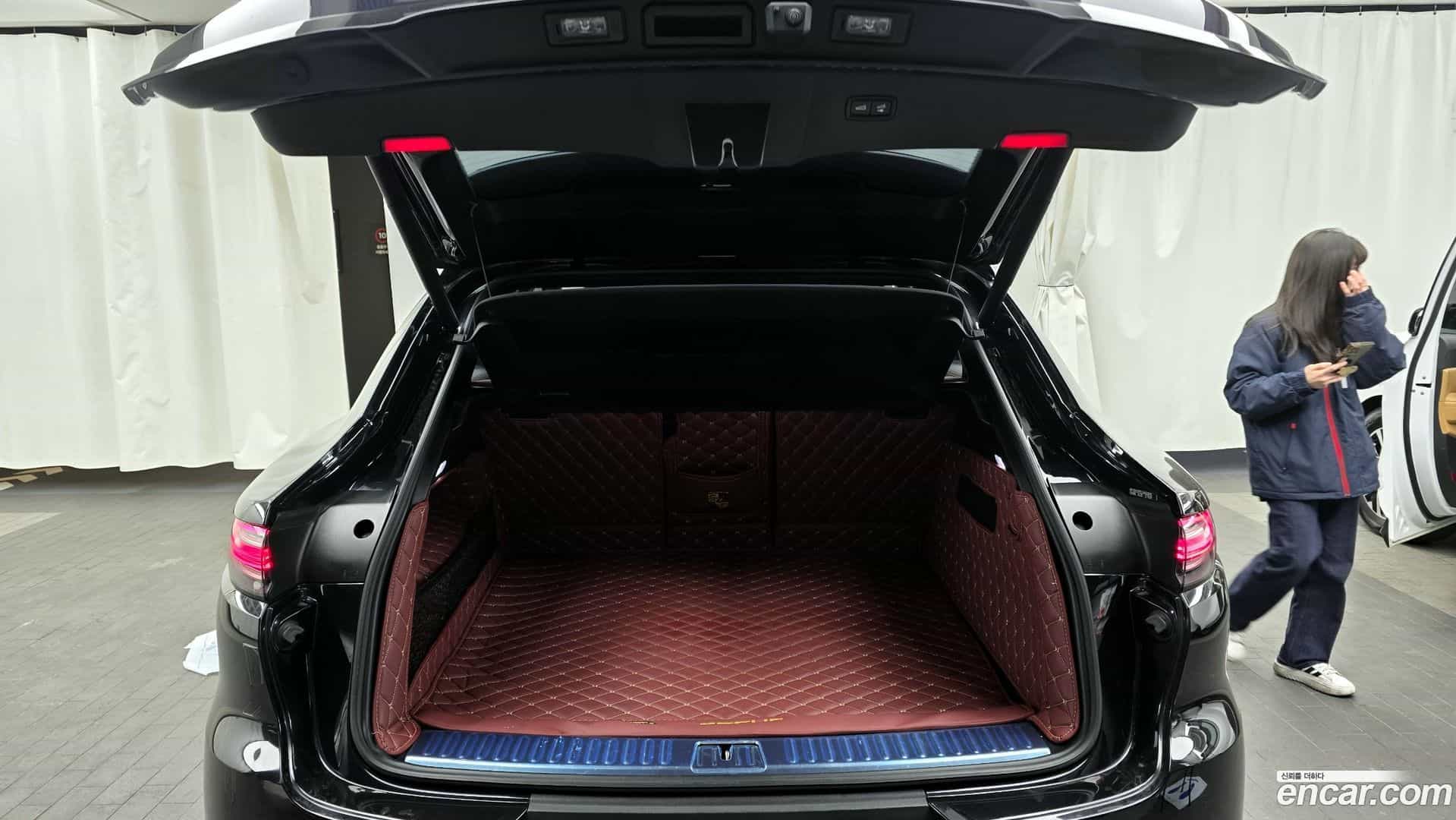 Cayenne Porsche 2020.8-OPTION-024