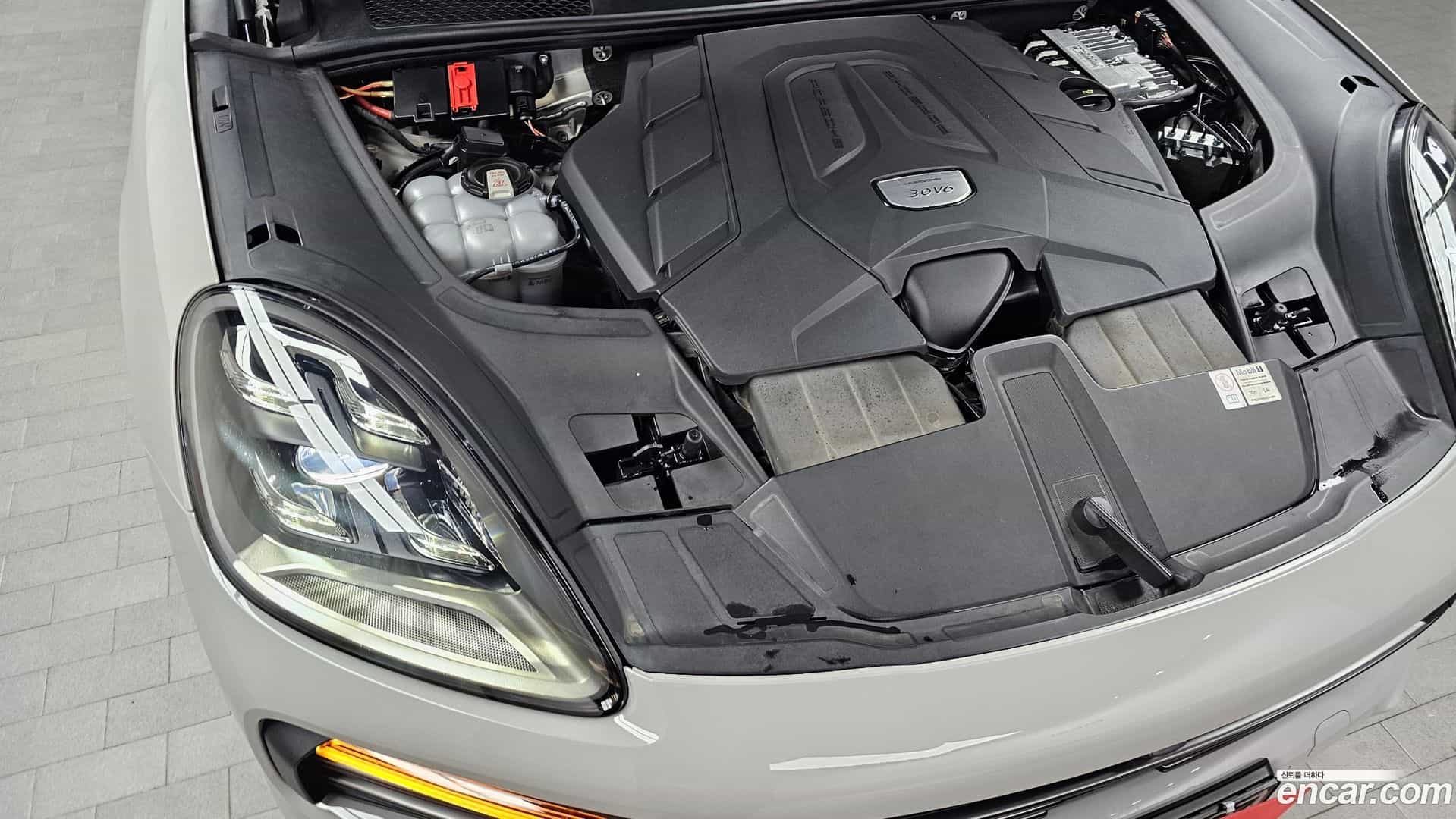 Cayenne Porsche 2023.2-INNER-006