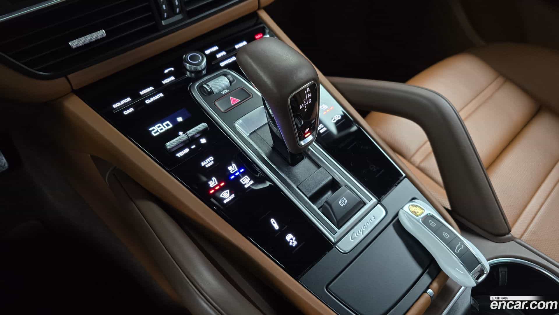 Cayenne Porsche 2023.2-INNER-009