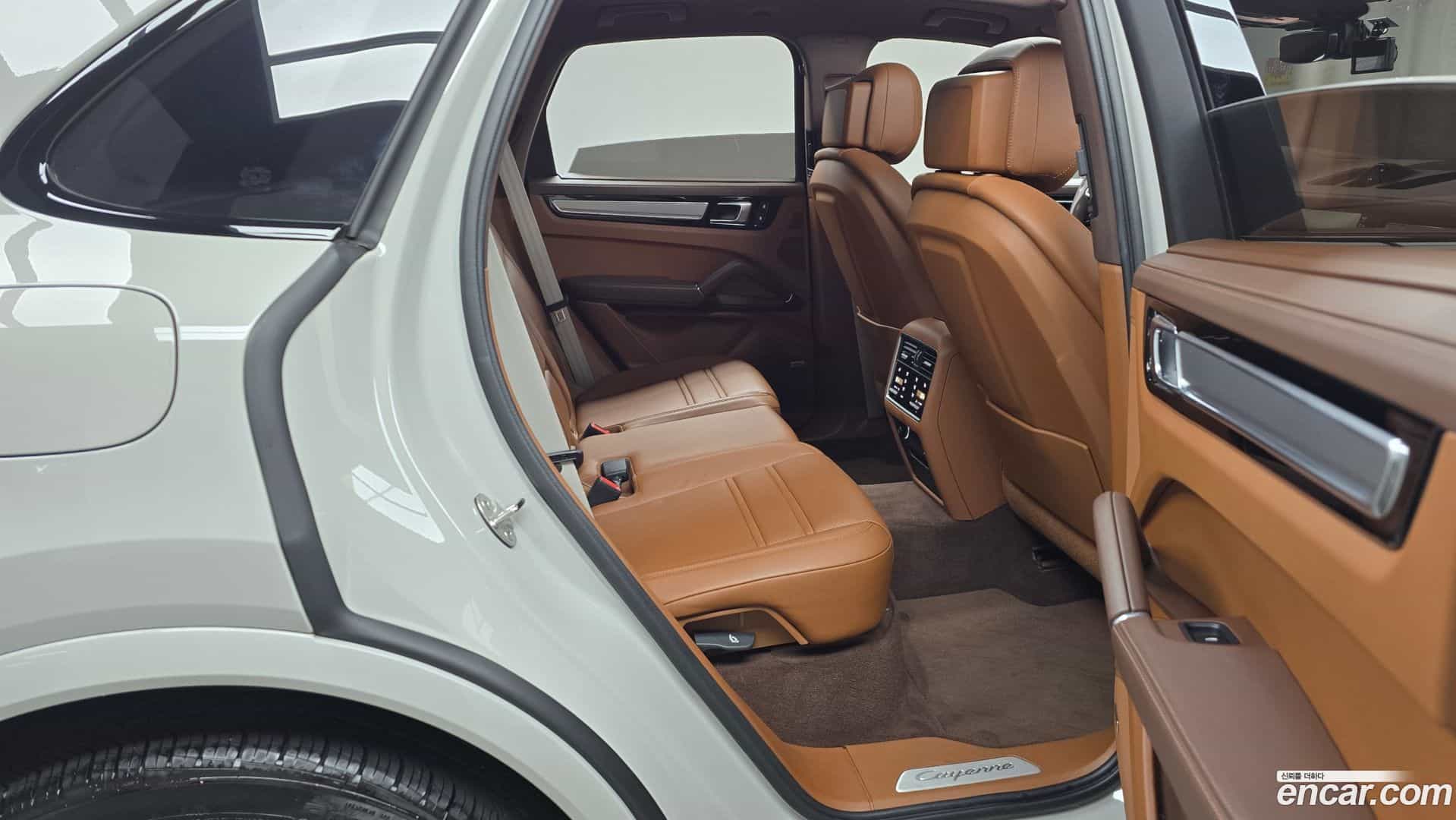 Cayenne Porsche 2023.2-OPTION-016