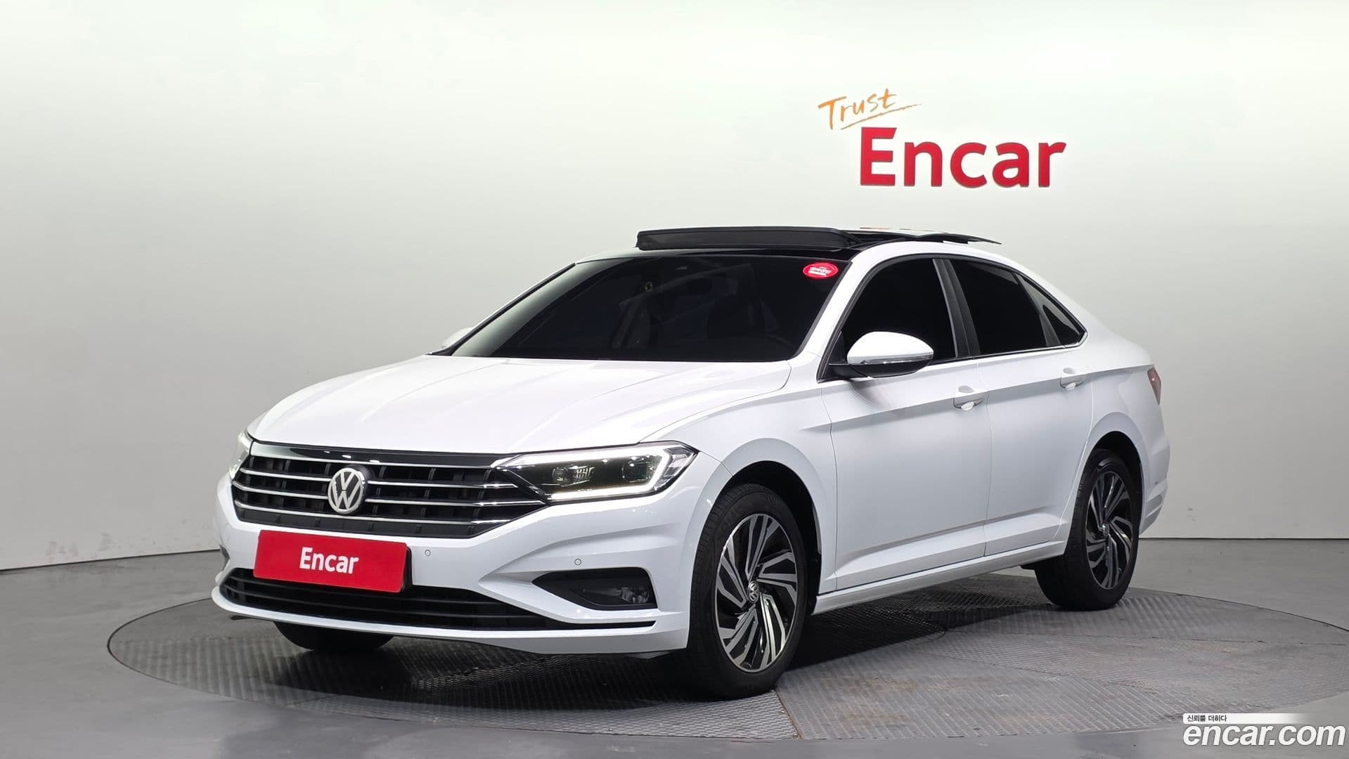 Main__Slider__Photo:Jetta Volkswagen 2021.11-0