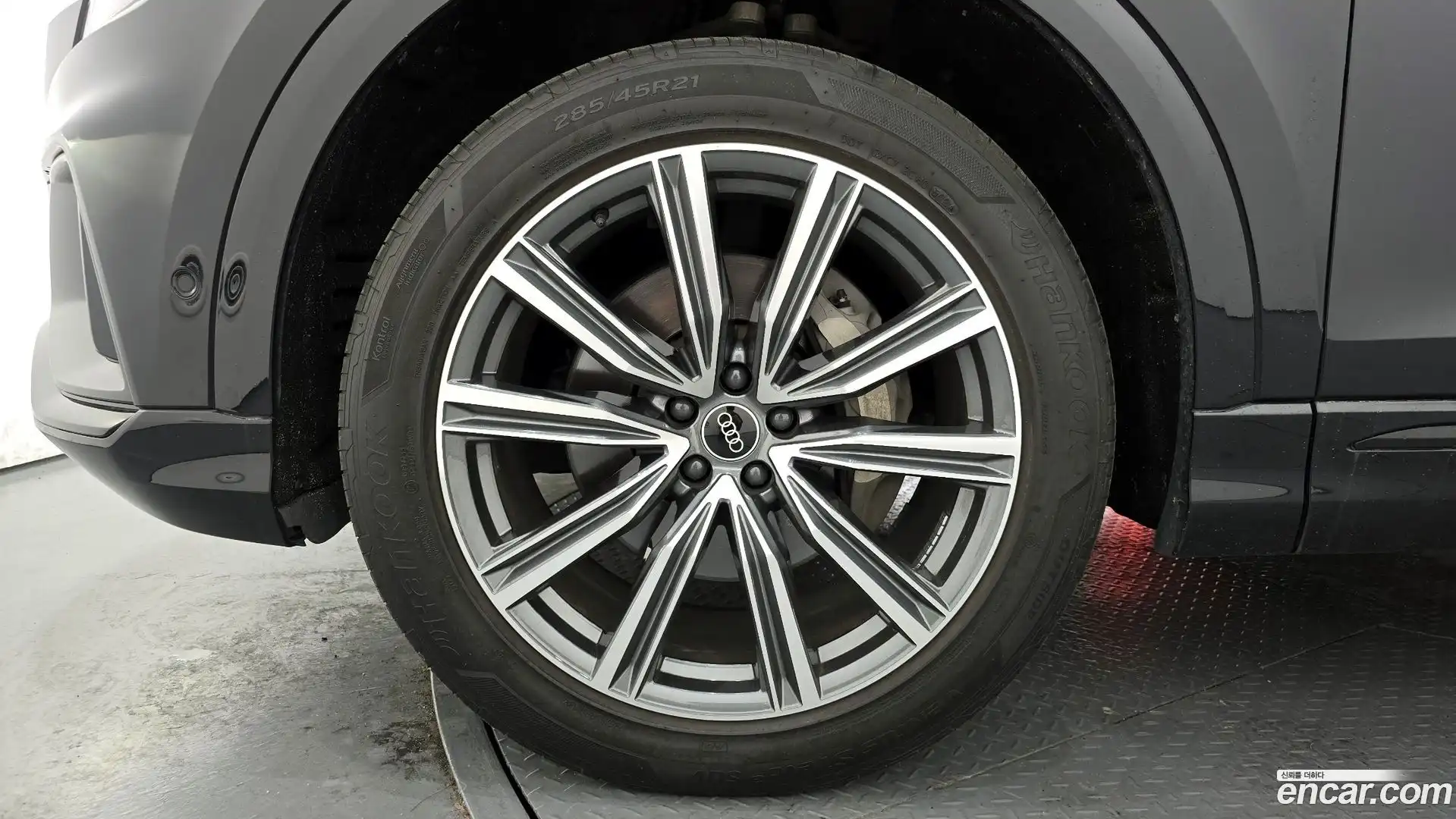 Q8 Audi 2021.2-OUTER-005