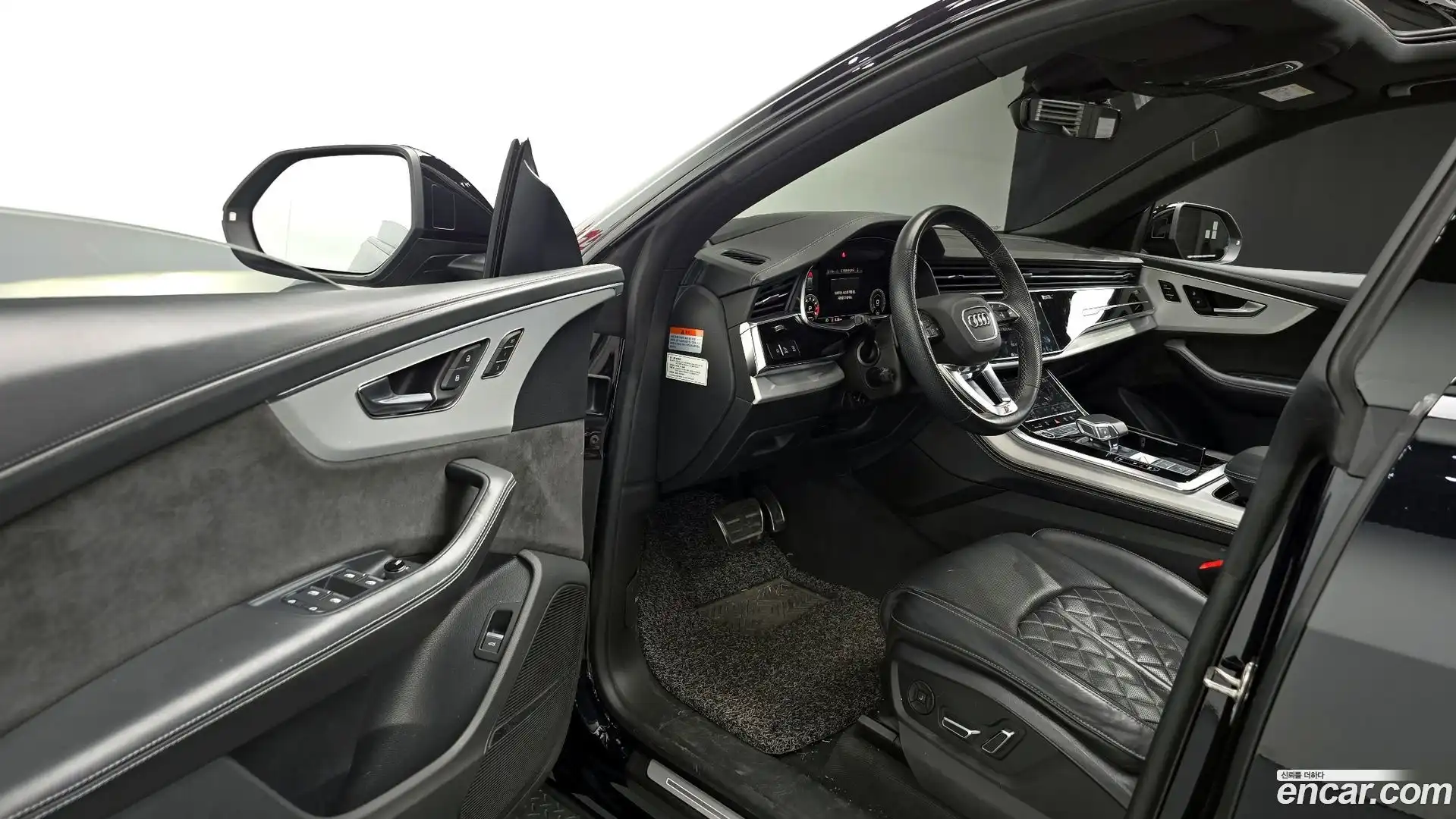 Q8 Audi 2021.2-OPTION-015