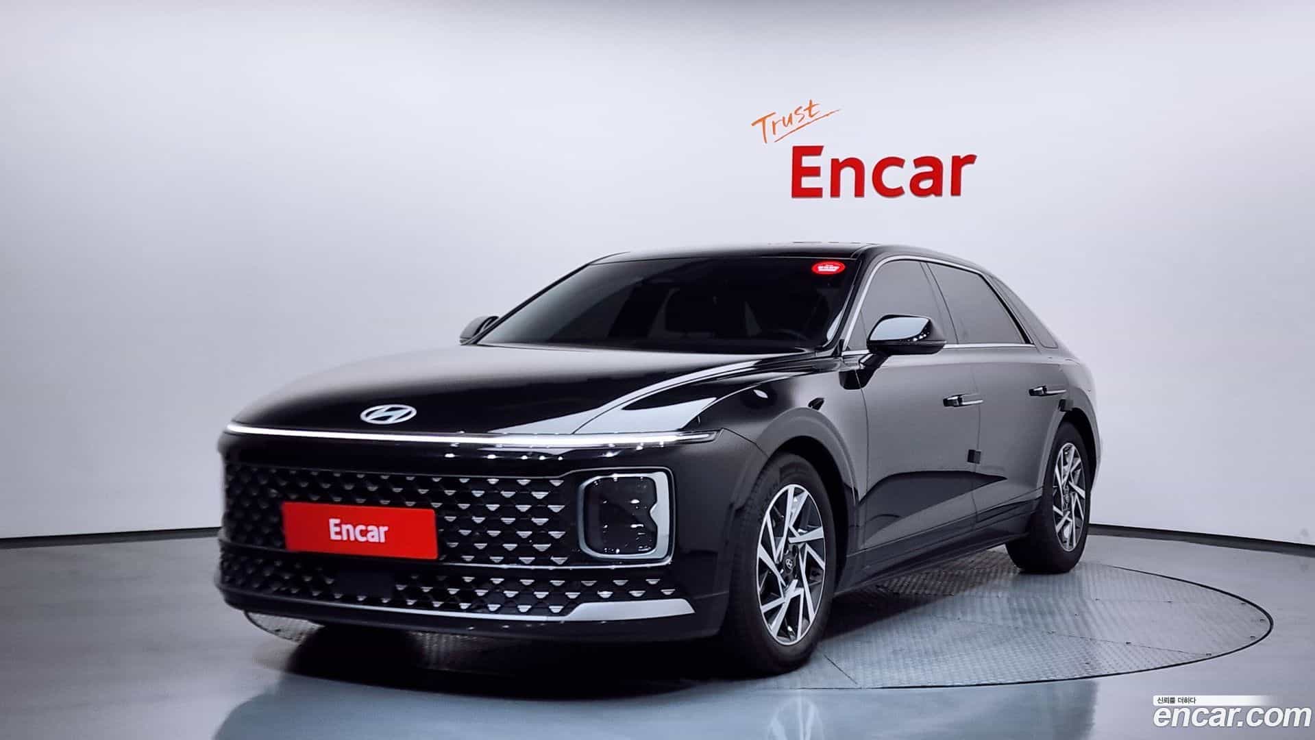 Grandeur Hyundai 2024.9-OUTER-001