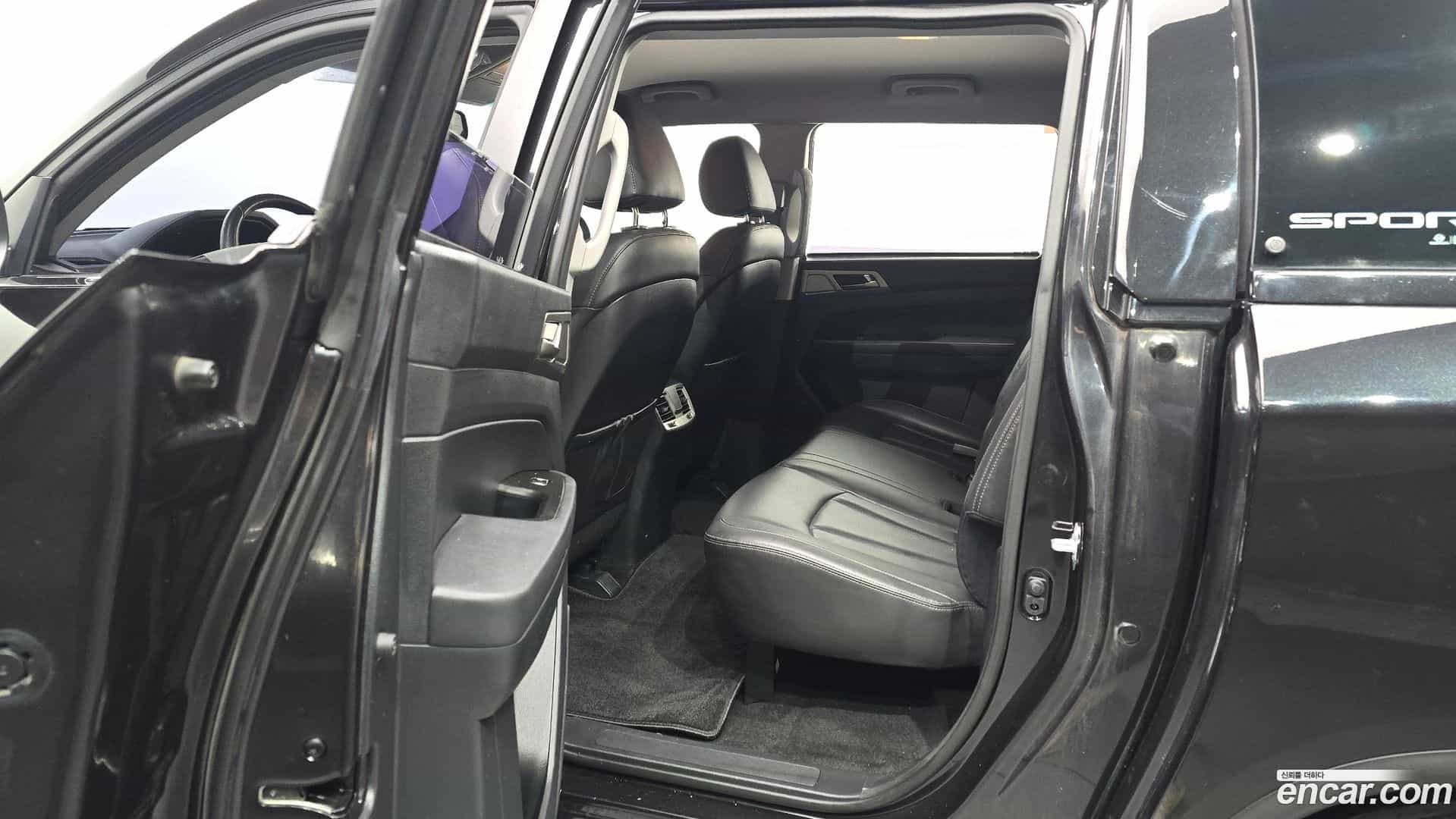 Rexton KG Mobility 2018.3-OPTION-017