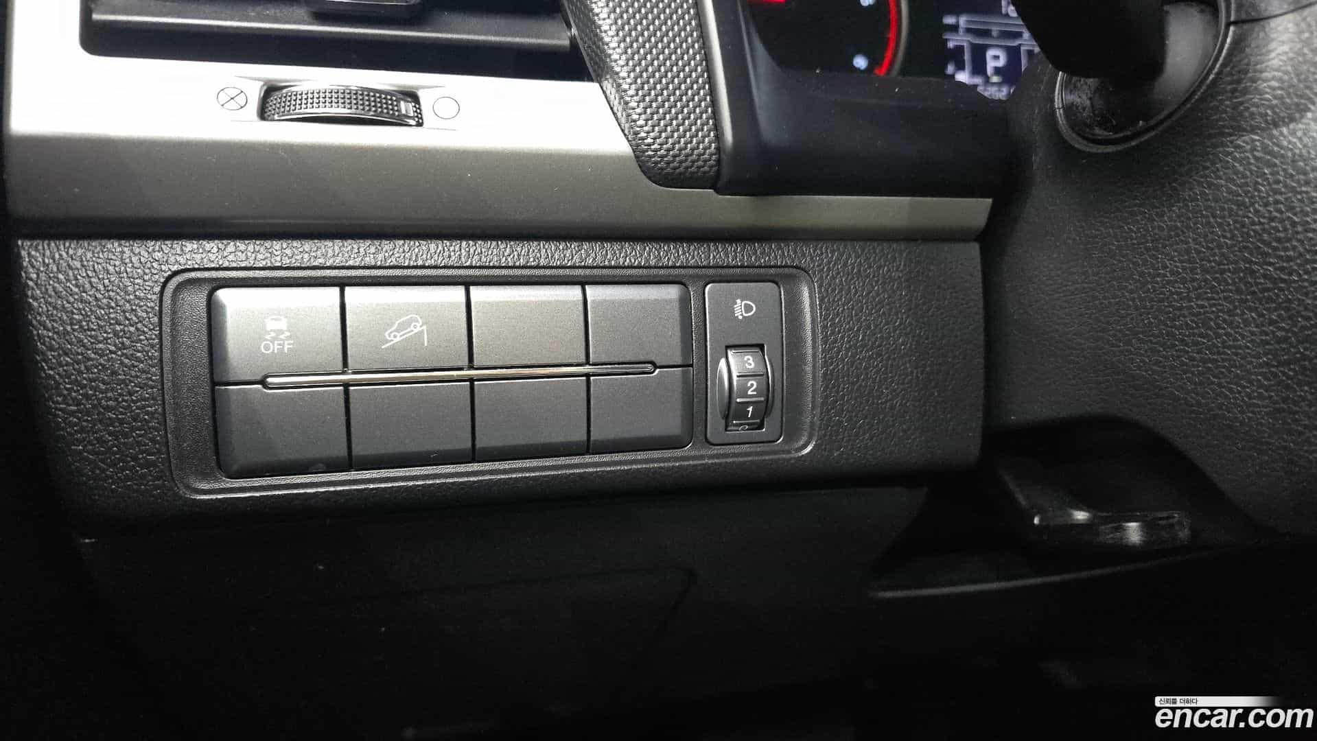 Rexton KG Mobility 2018.3-OPTION-021