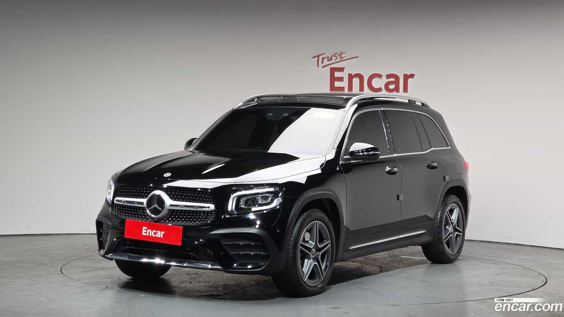 GLB-Class Mercedes-Benz 2022.3-THUMBNAIL-011