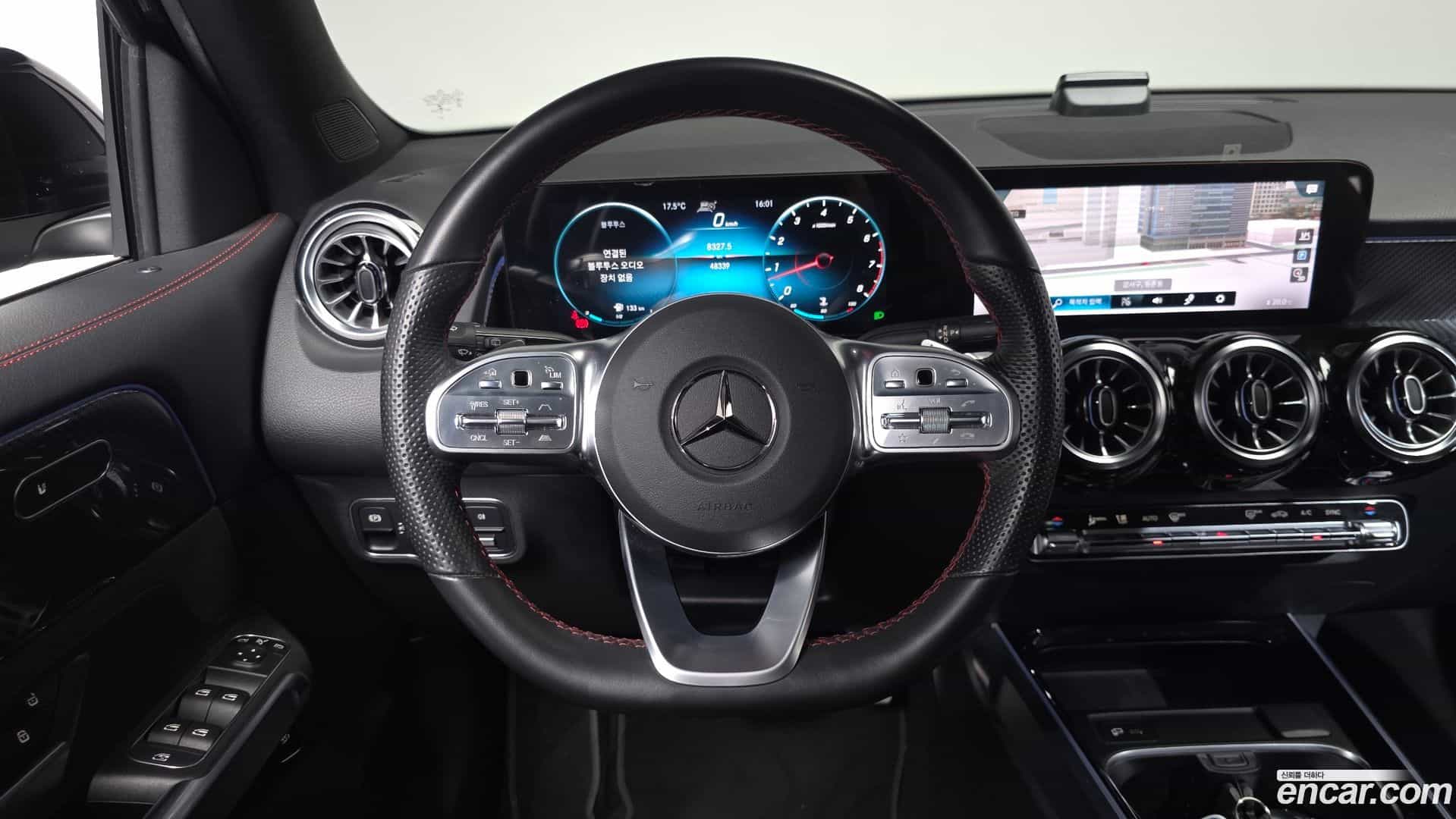 GLB-Class Mercedes-Benz 2022.3-OPTION-017