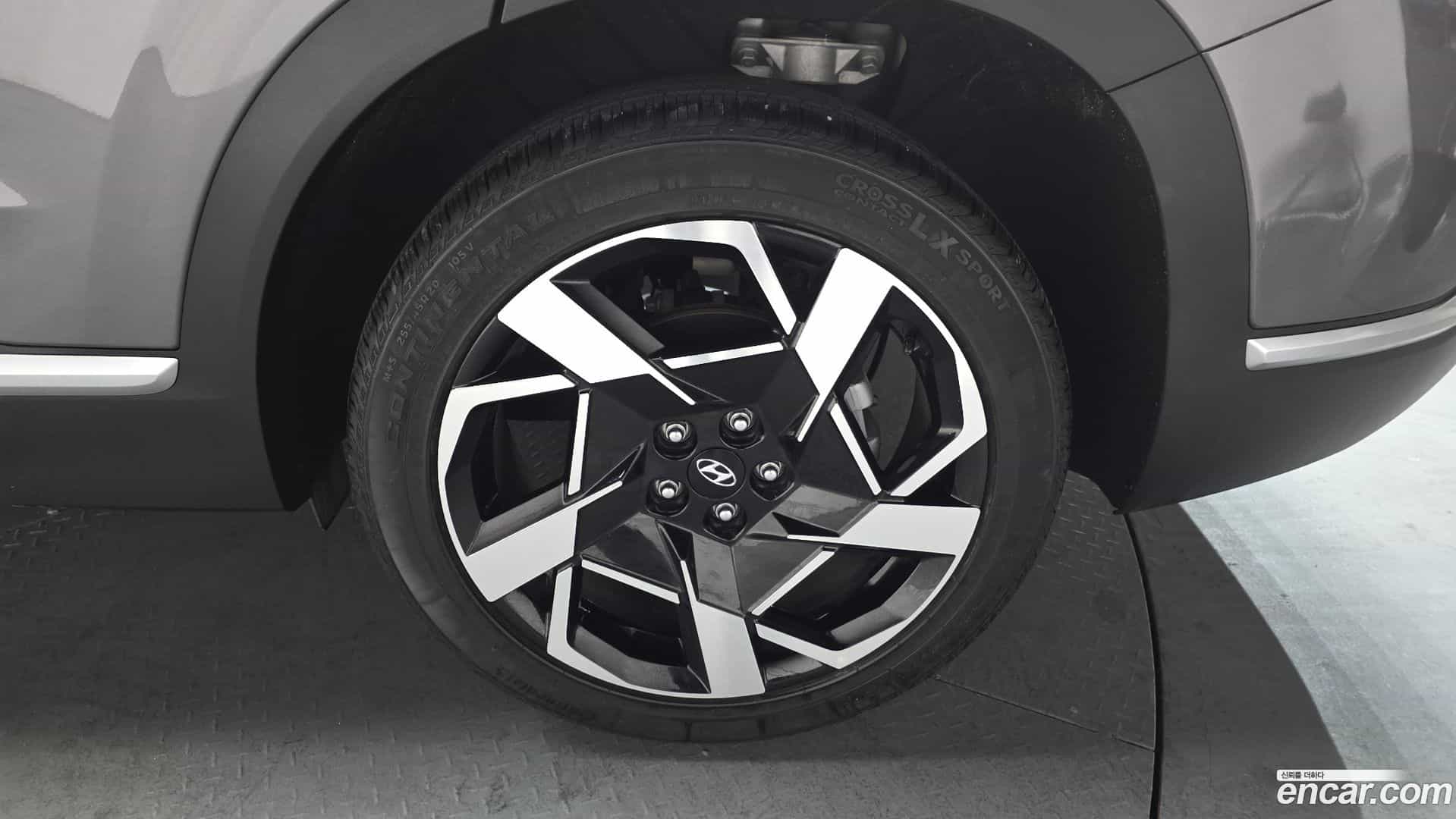 Santafe Hyundai 2021.1-OUTER-005