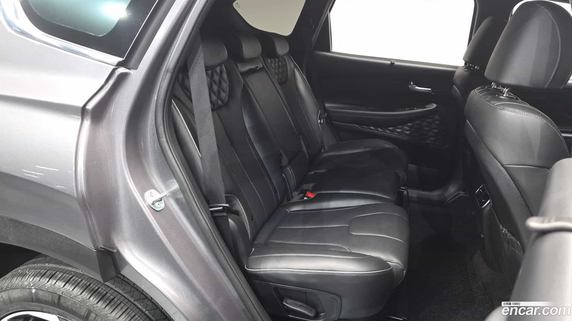 Santafe Hyundai 2021.1-INNER-010
