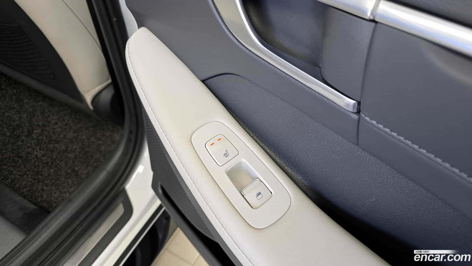 Sonata Hyundai 2019.4-OPTION-023