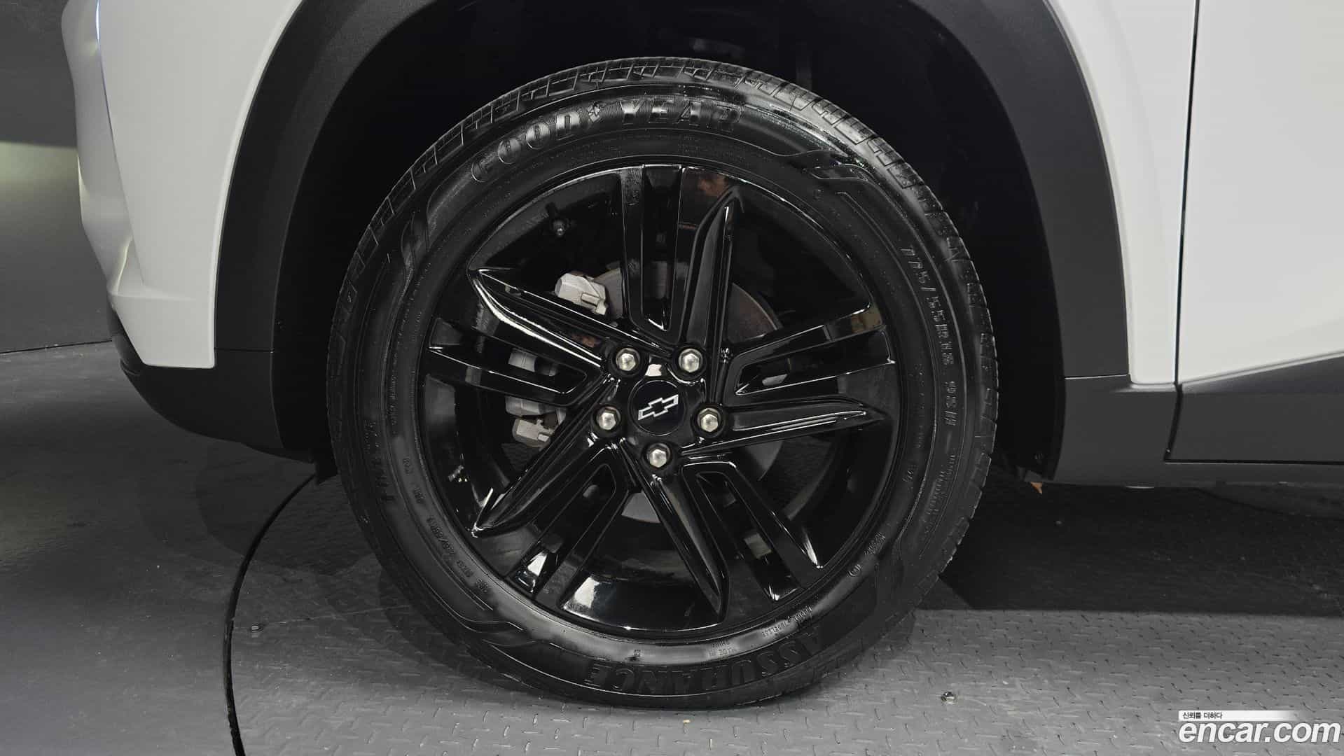 Trax Chevrolet 2024.5-OUTER-005