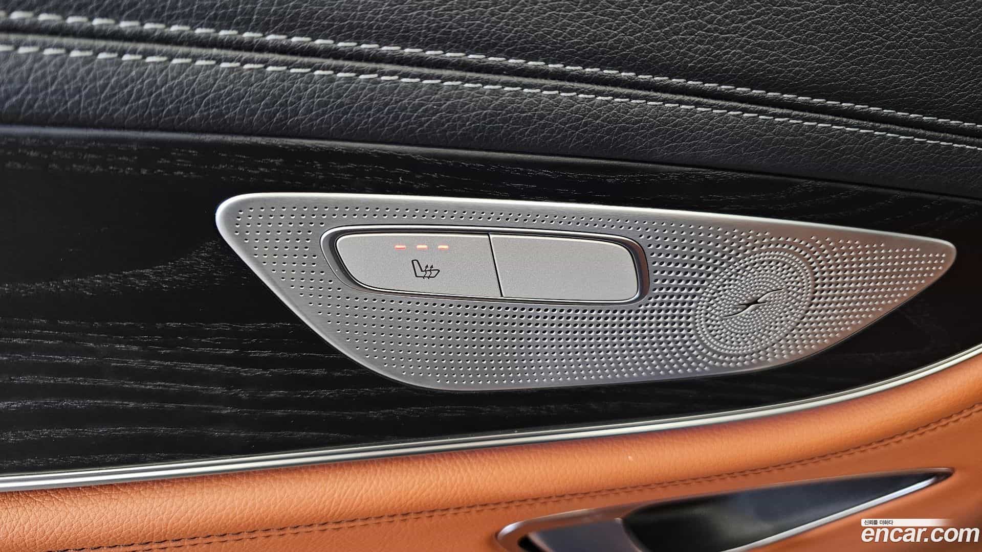 CLS-Class Mercedes-Benz 2022.4-OPTION-023