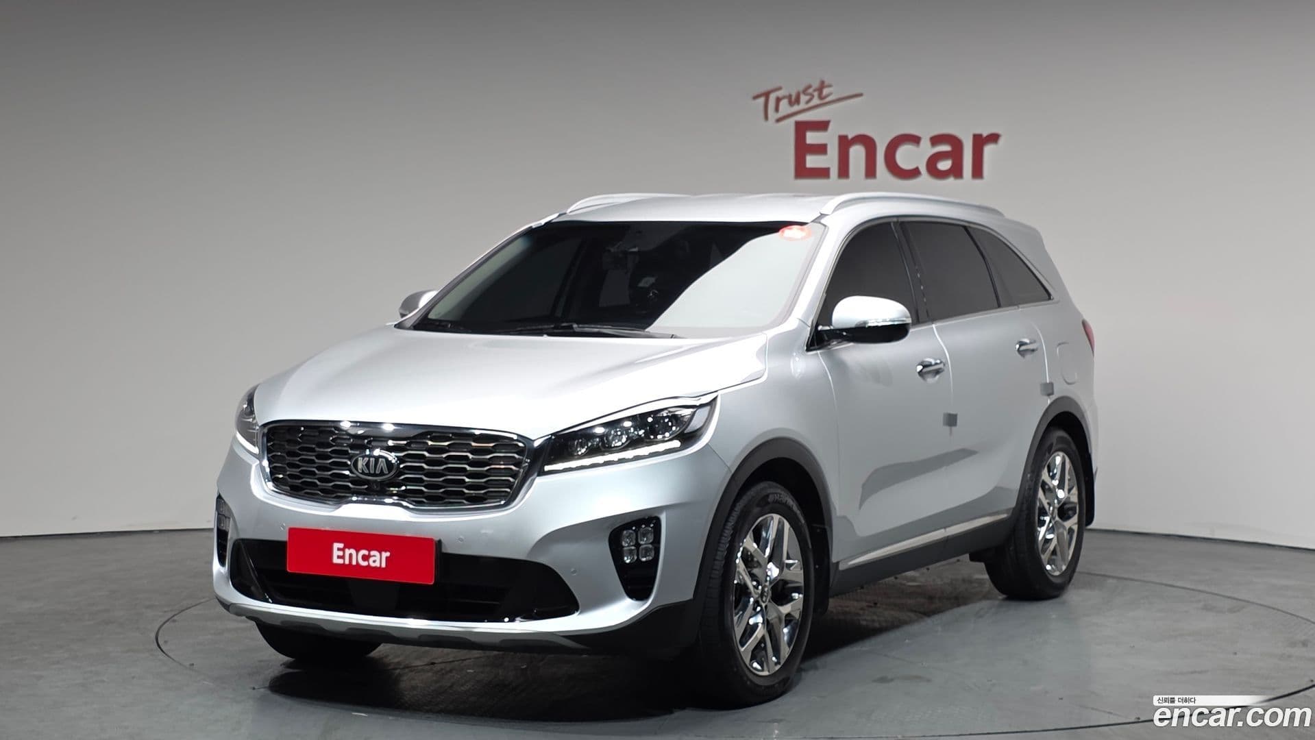 Main__Slider__Photo:Sorento Kia 2019.10-0
