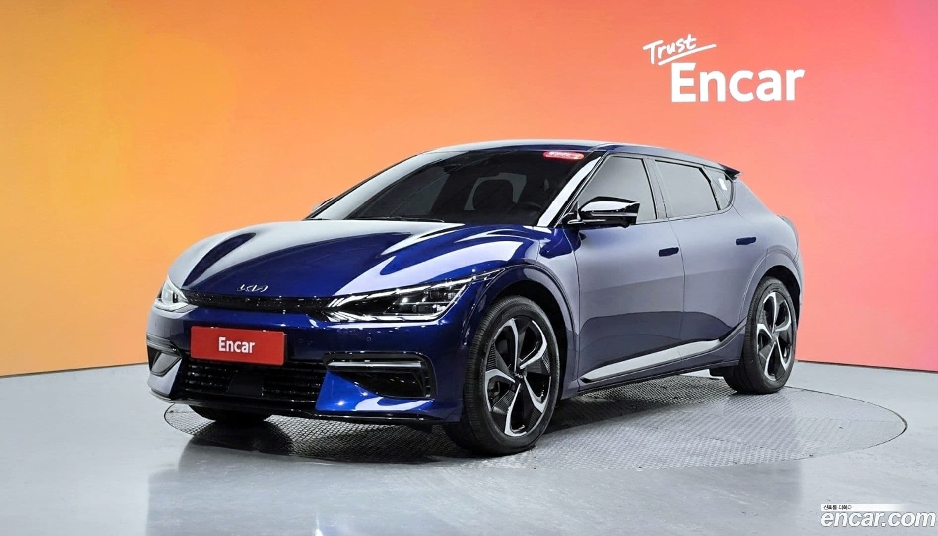 Main__Slider__Photo:EV6 Kia 2021.11-0