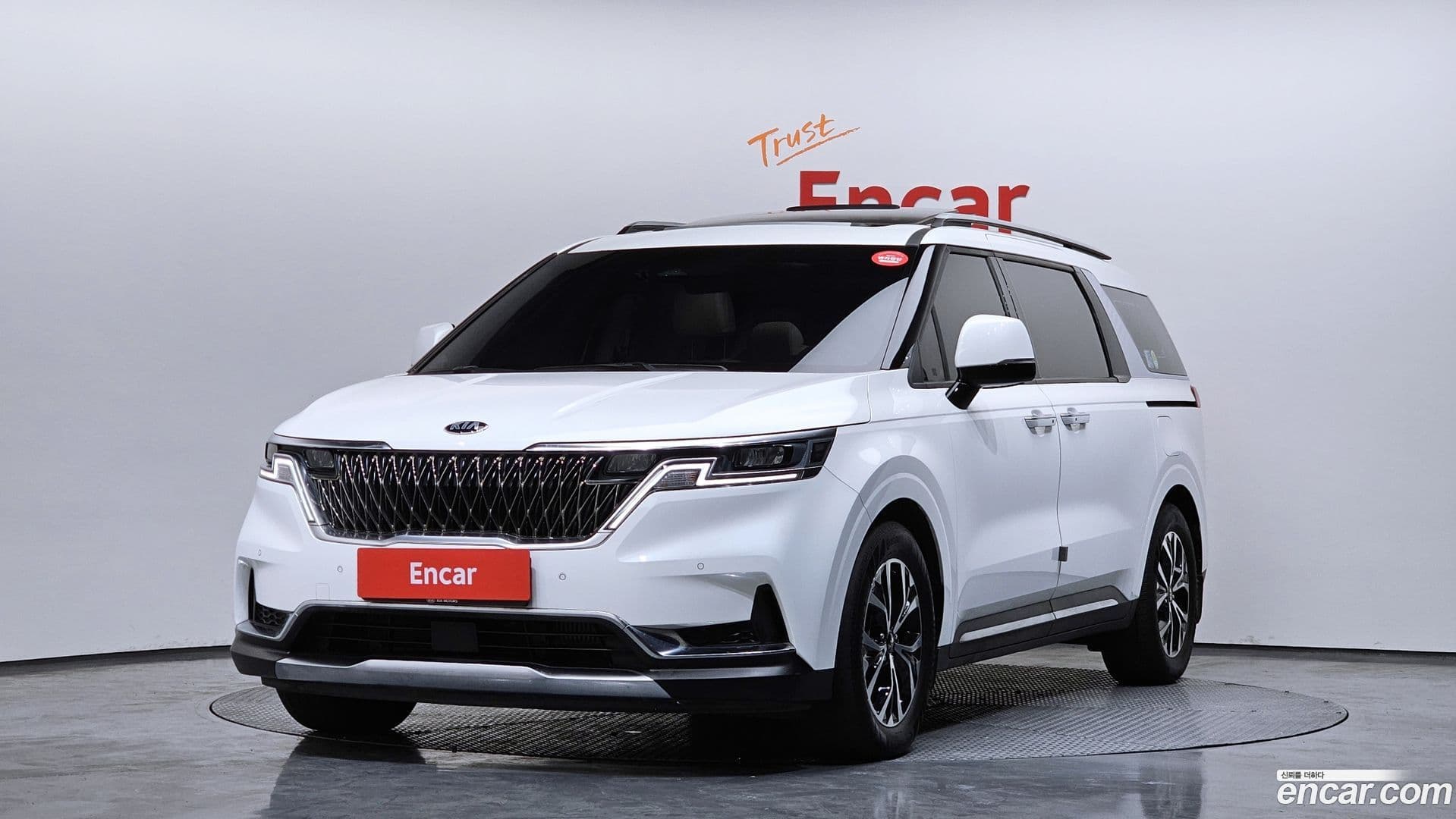 Main__Slider__Photo:Canival Kia 2021.2-0