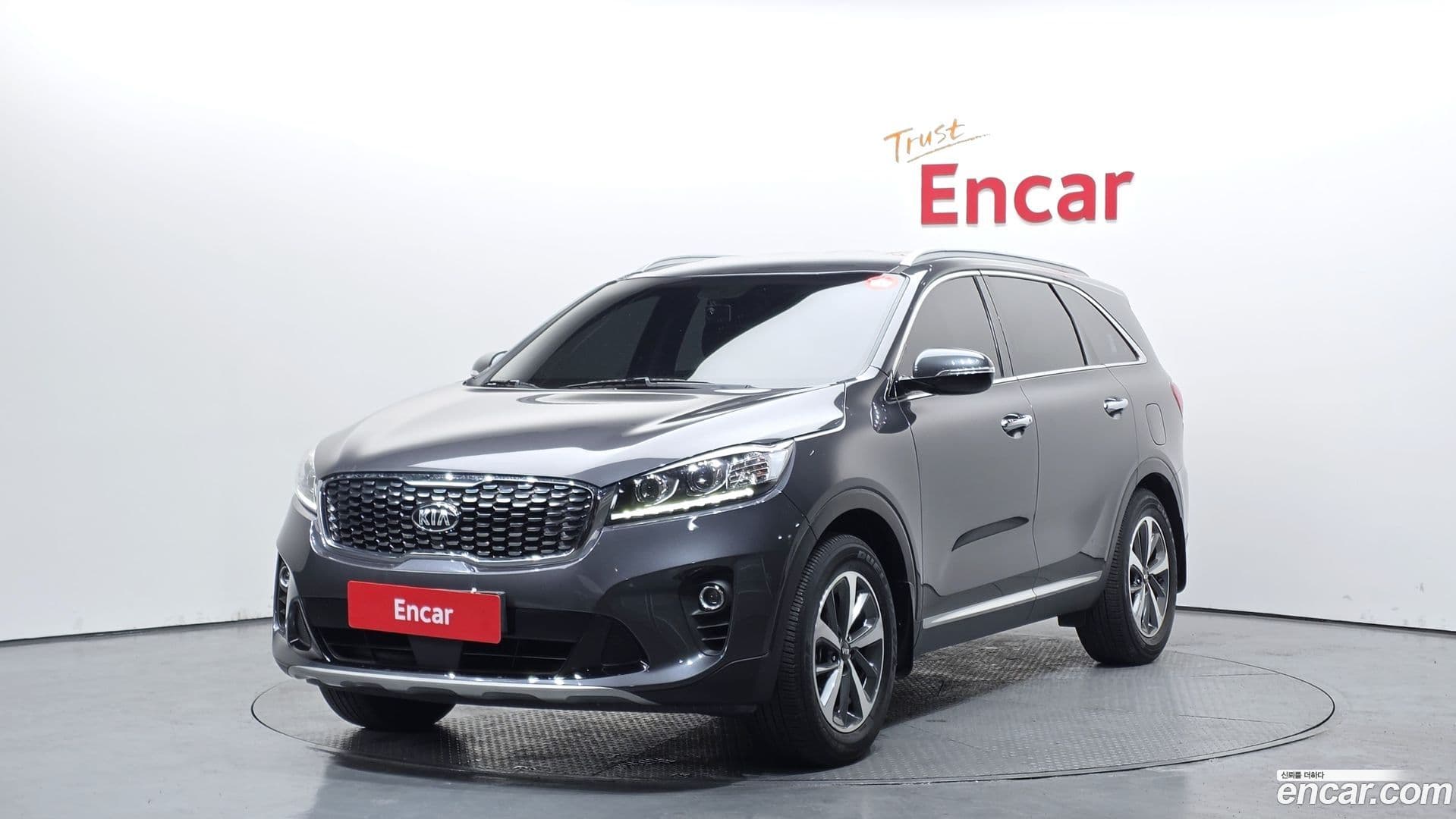 Main__Slider__Photo:Sorento Kia 2018.5-0