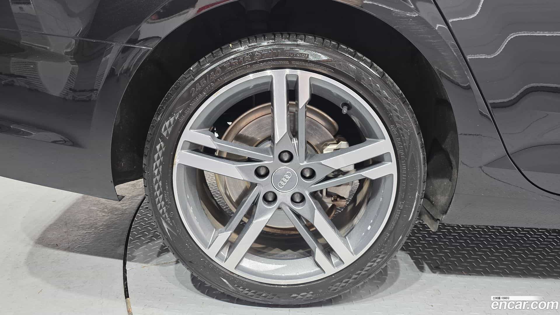 A4 Audi 2019.11-OUTER-005