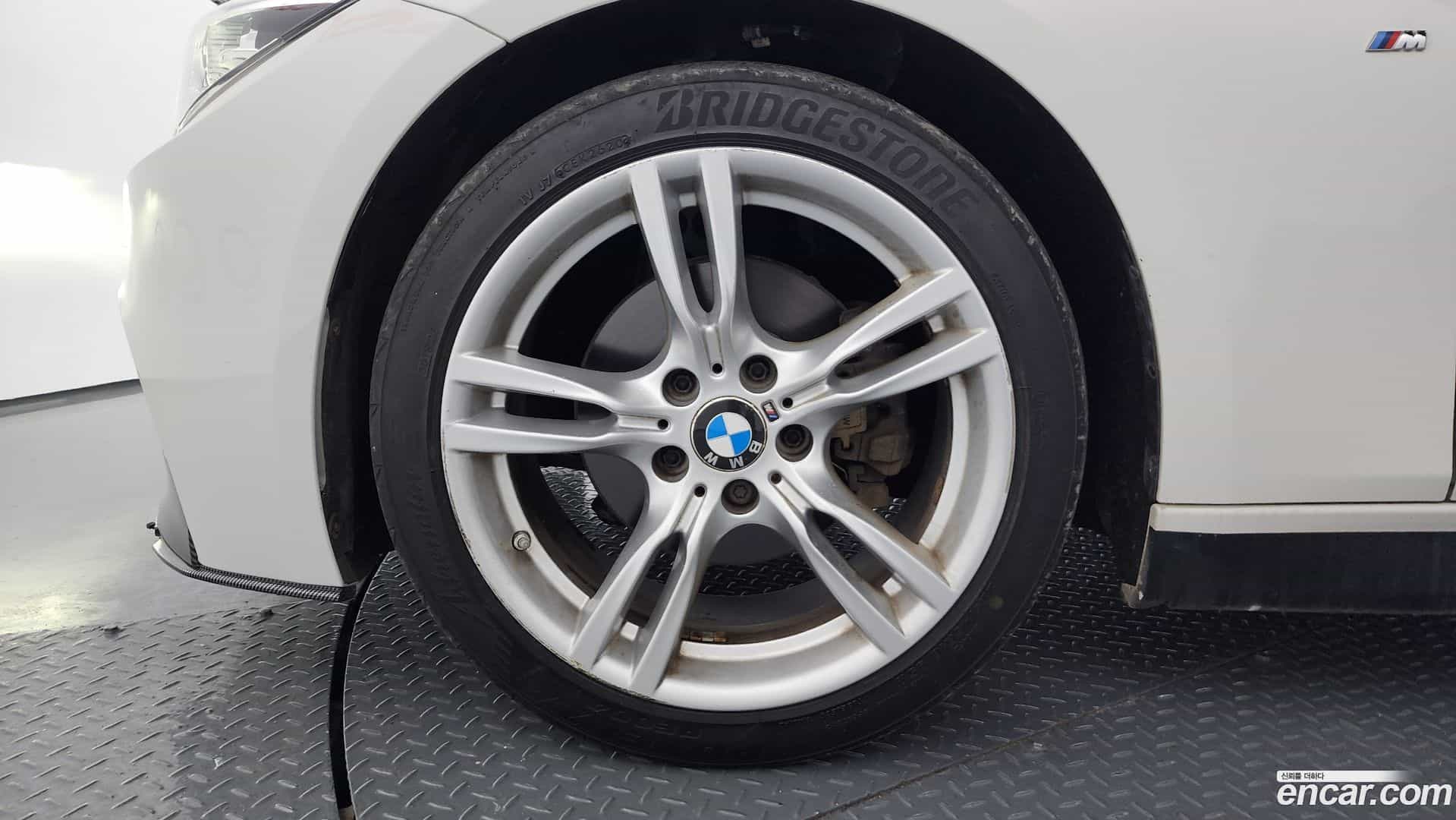 3-Series BMW 2015.11-OUTER-005