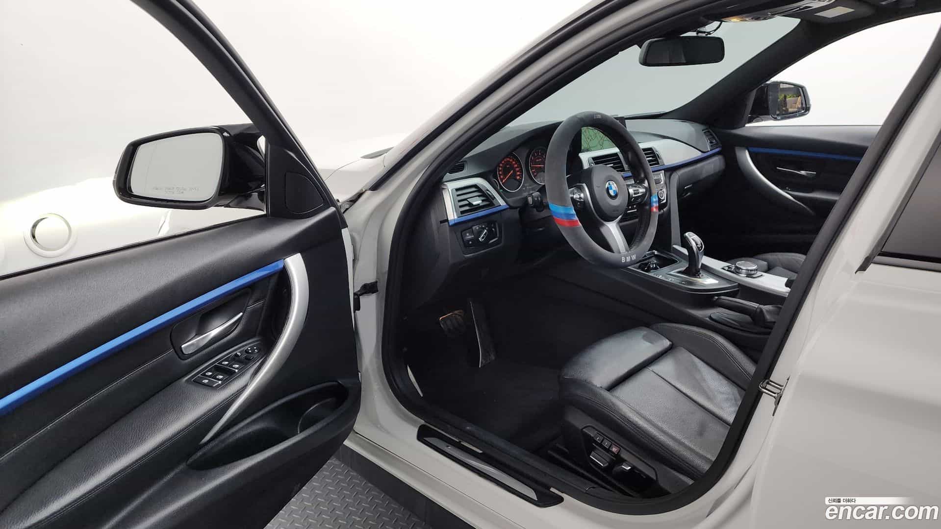 3-Series BMW 2015.11-INNER-010