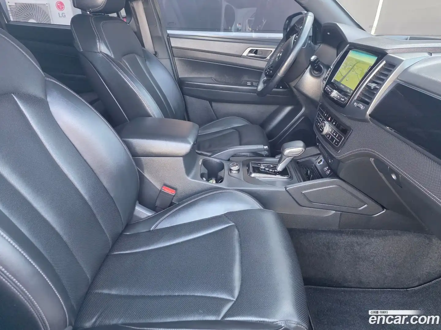 Rexton KG Mobility 2023.5-INNER-010