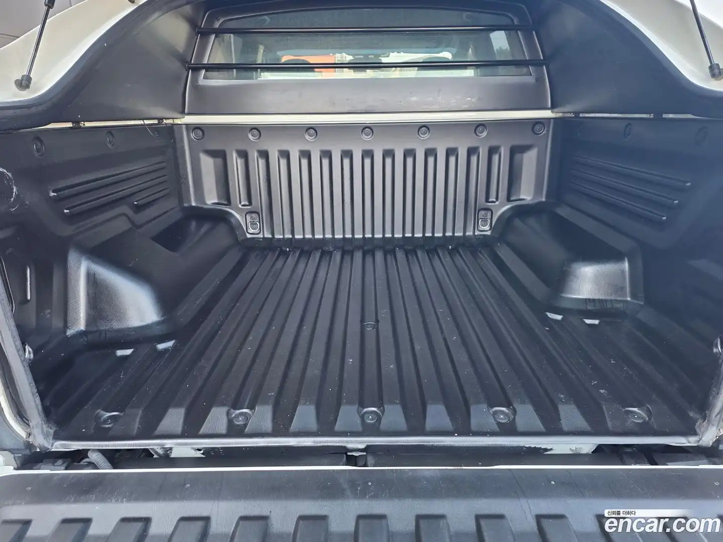 Rexton KG Mobility 2023.5-OPTION-024