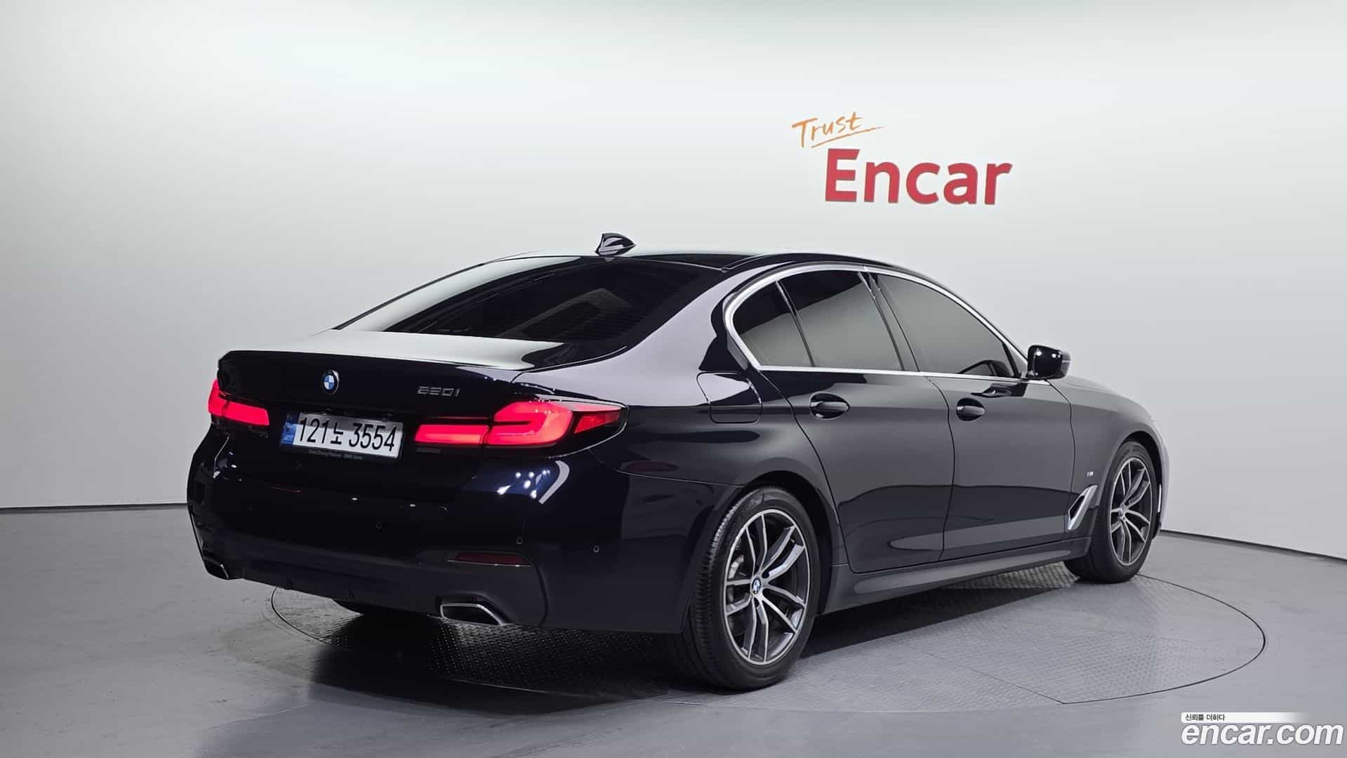 5-Series BMW 2022.2-OUTER-002