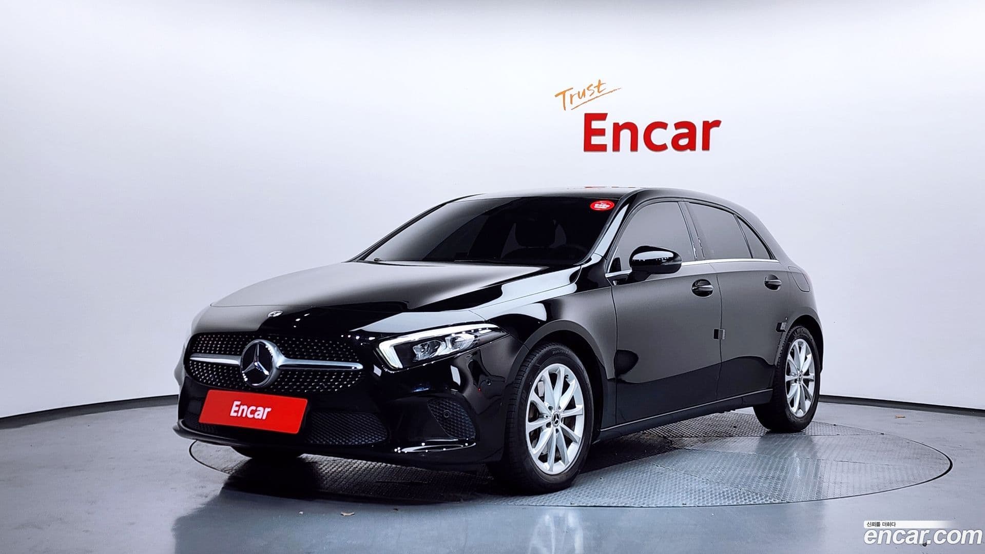 Main__Slider__Photo:A-Class Mercedes-Benz 2019.10-0