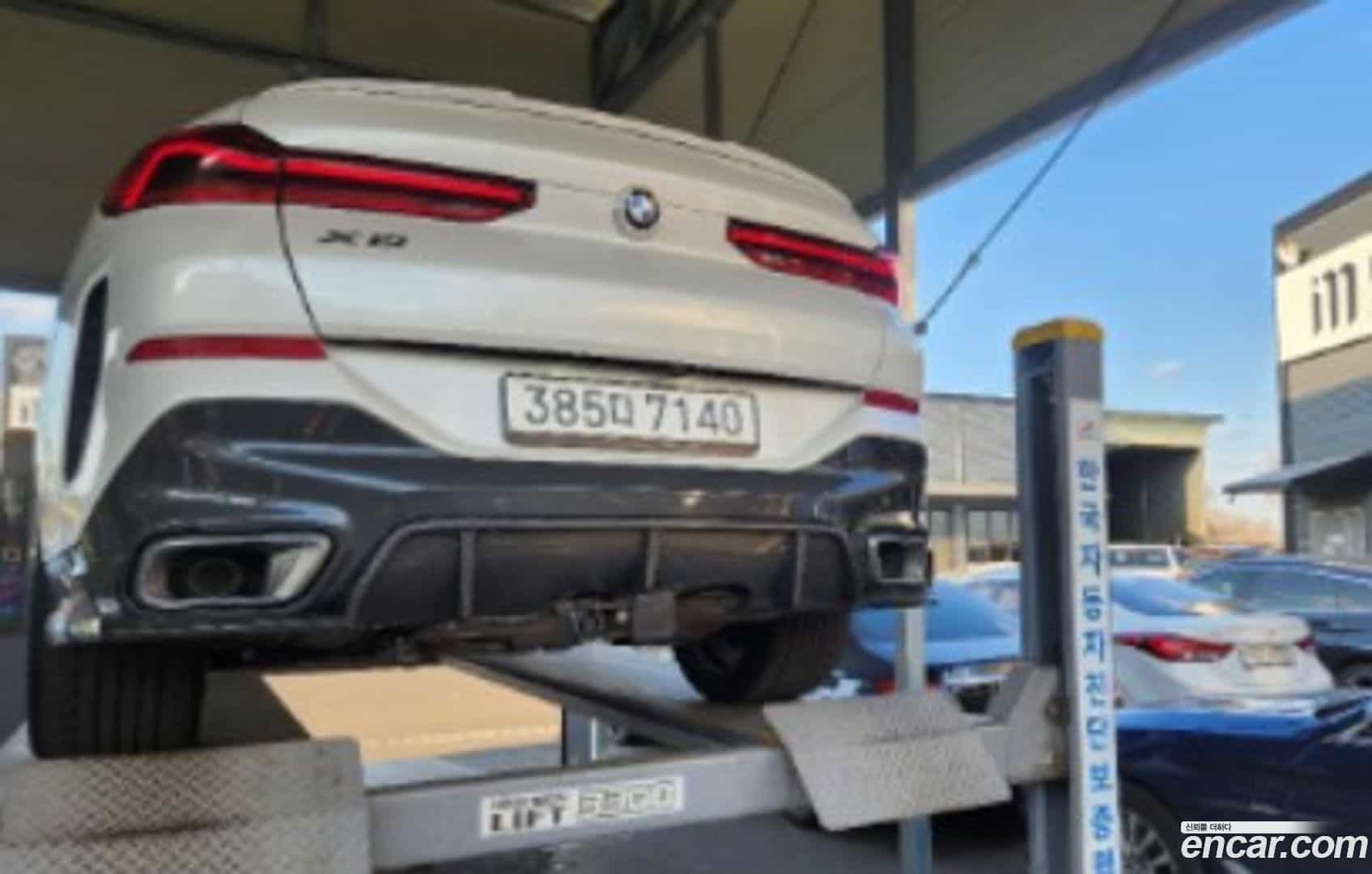X6 BMW 2021.1-OUTER-002