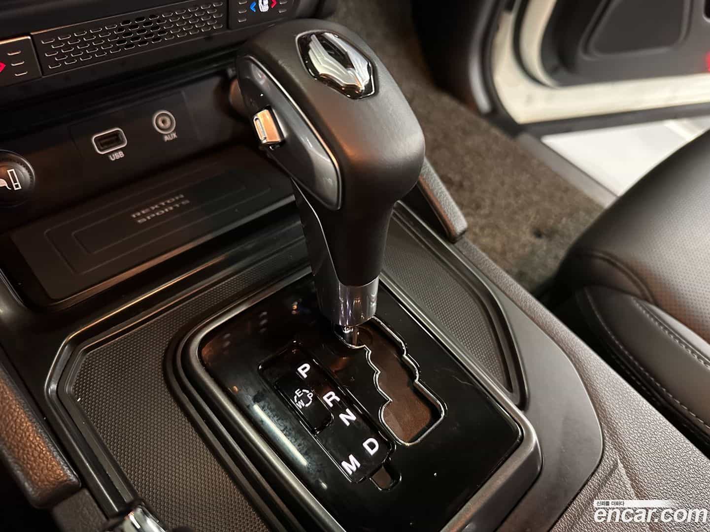 Rexton KG Mobility 2020.11-INNER-010