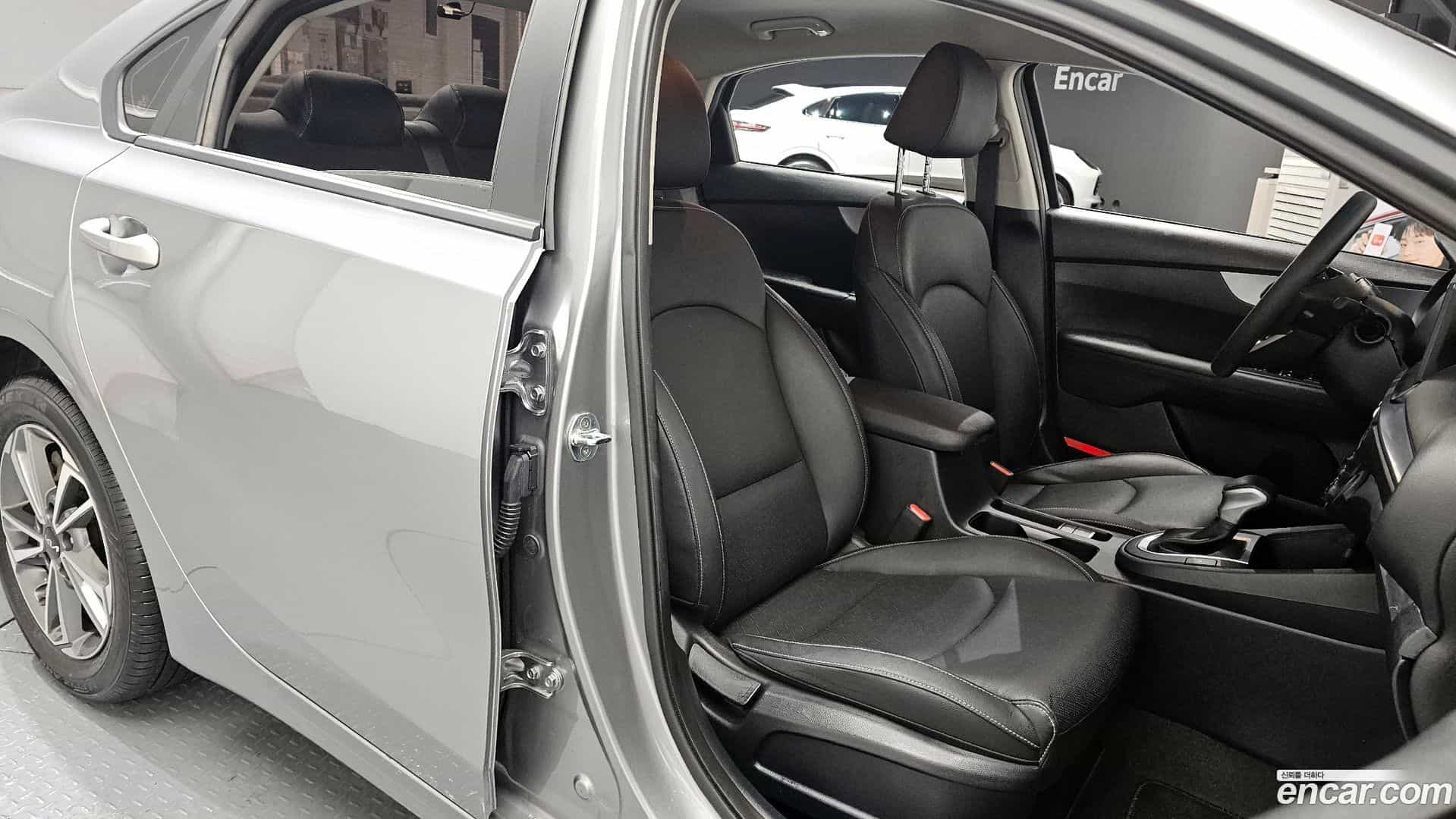 K3 Kia 2021.8-OPTION-016