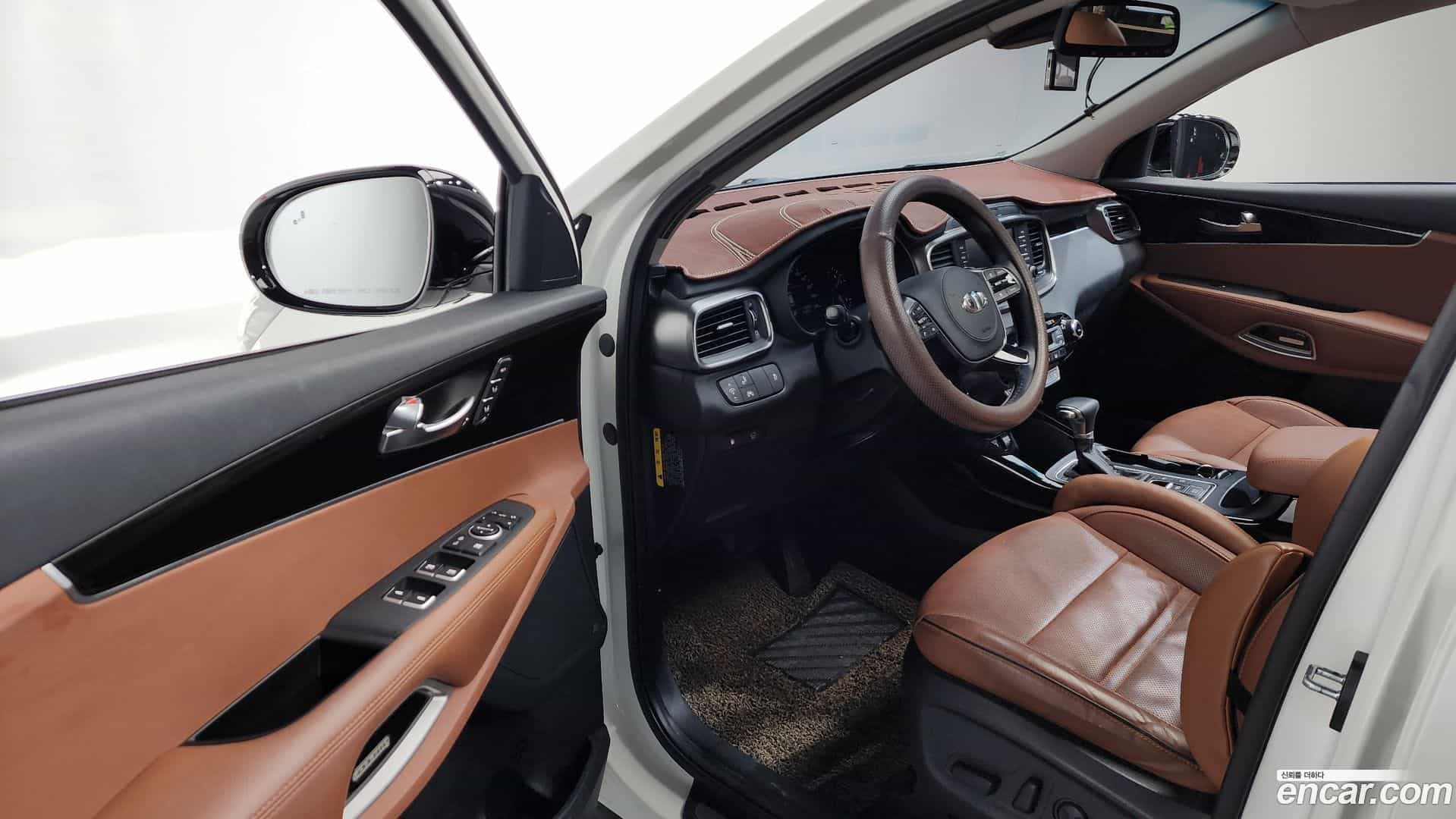 Sorento Kia 2017.9-INNER-010