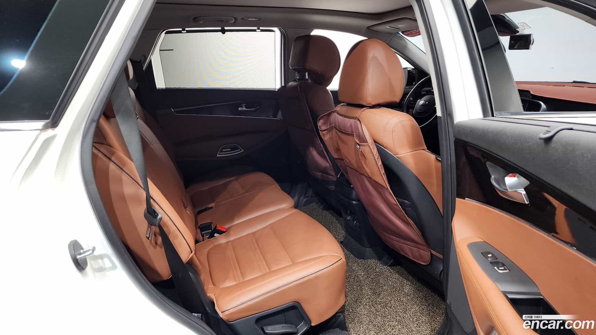 Sorento Kia 2017.9-OPTION-016