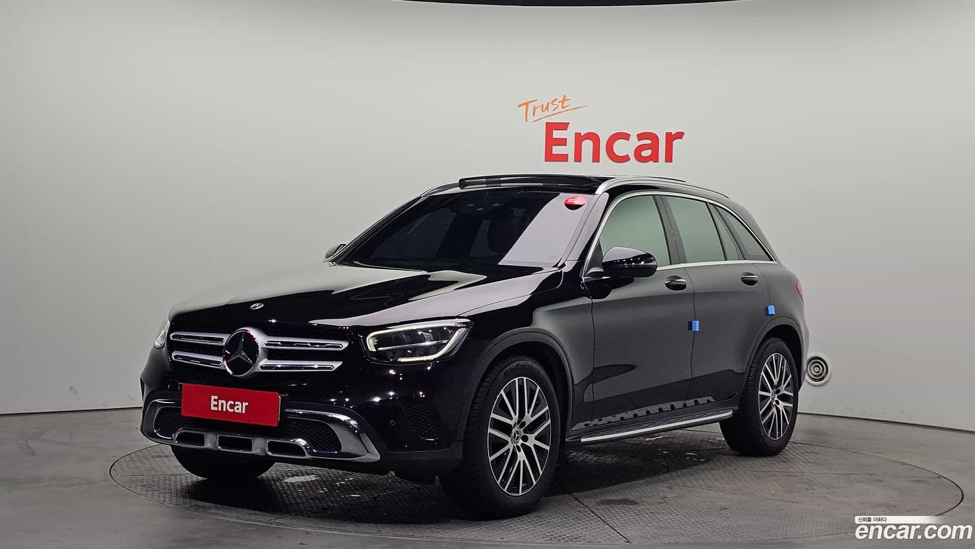 GLC-Class Mercedes-Benz 2021.3-OUTER-001