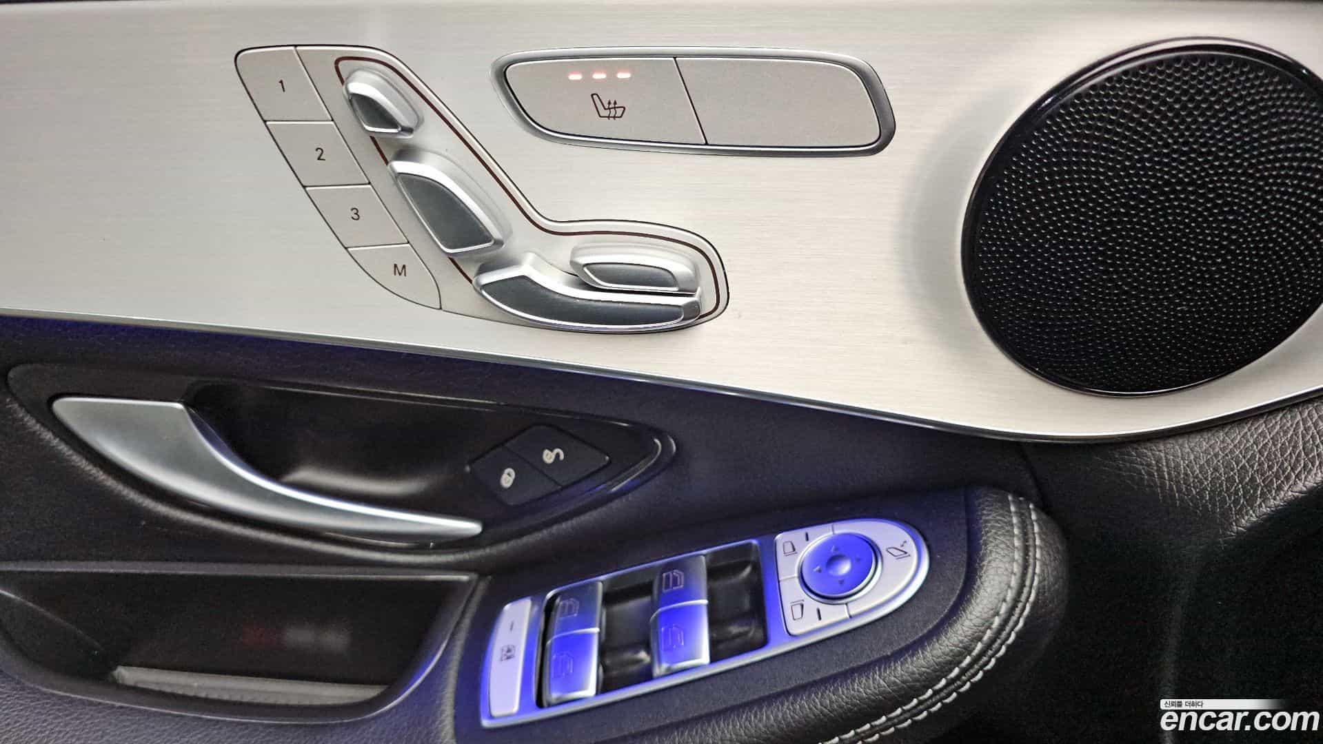 GLC-Class Mercedes-Benz 2021.3-OPTION-017