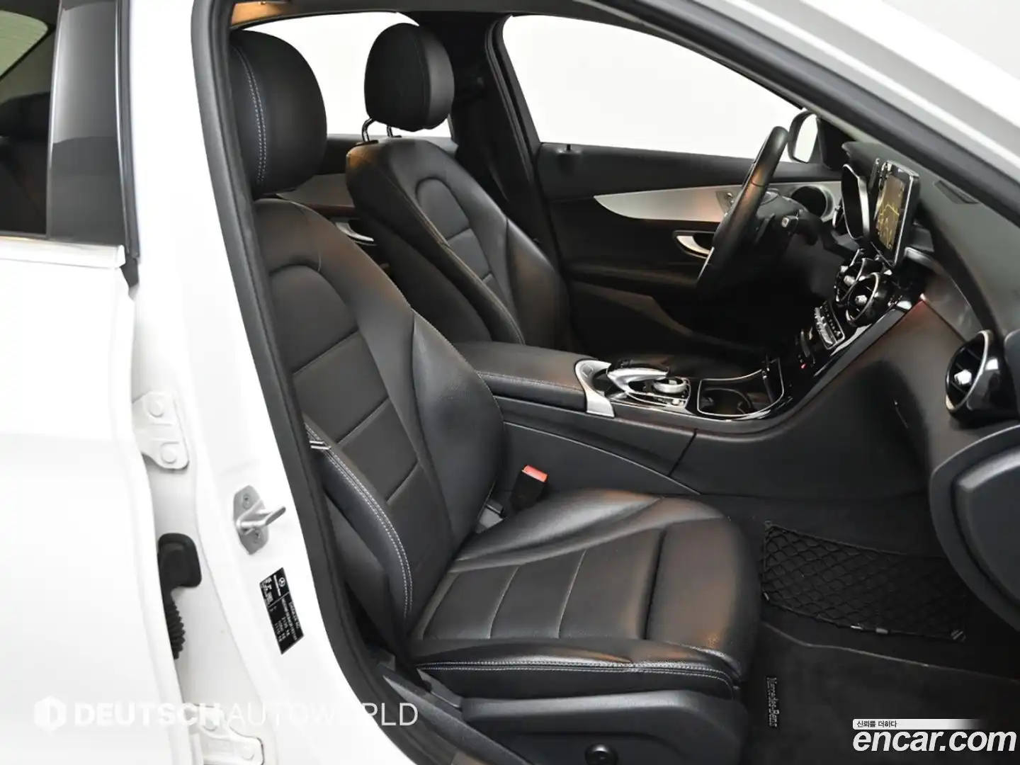 C-Class Mercedes-Benz 2016.5-INNER-010