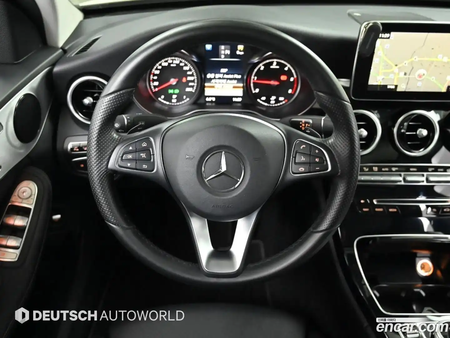 C-Class Mercedes-Benz 2016.5-OPTION-017