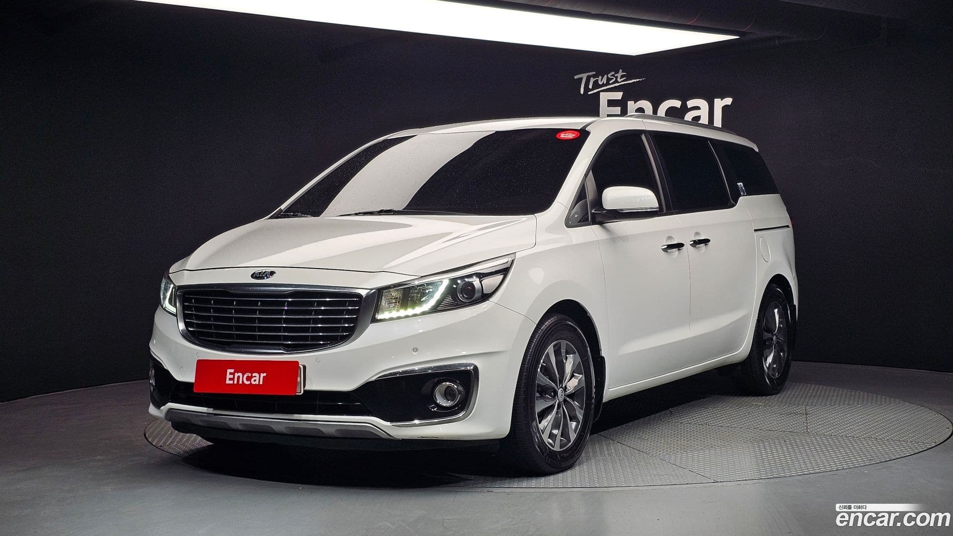 Main__Slider__Photo:Canival Kia 2018.0-0