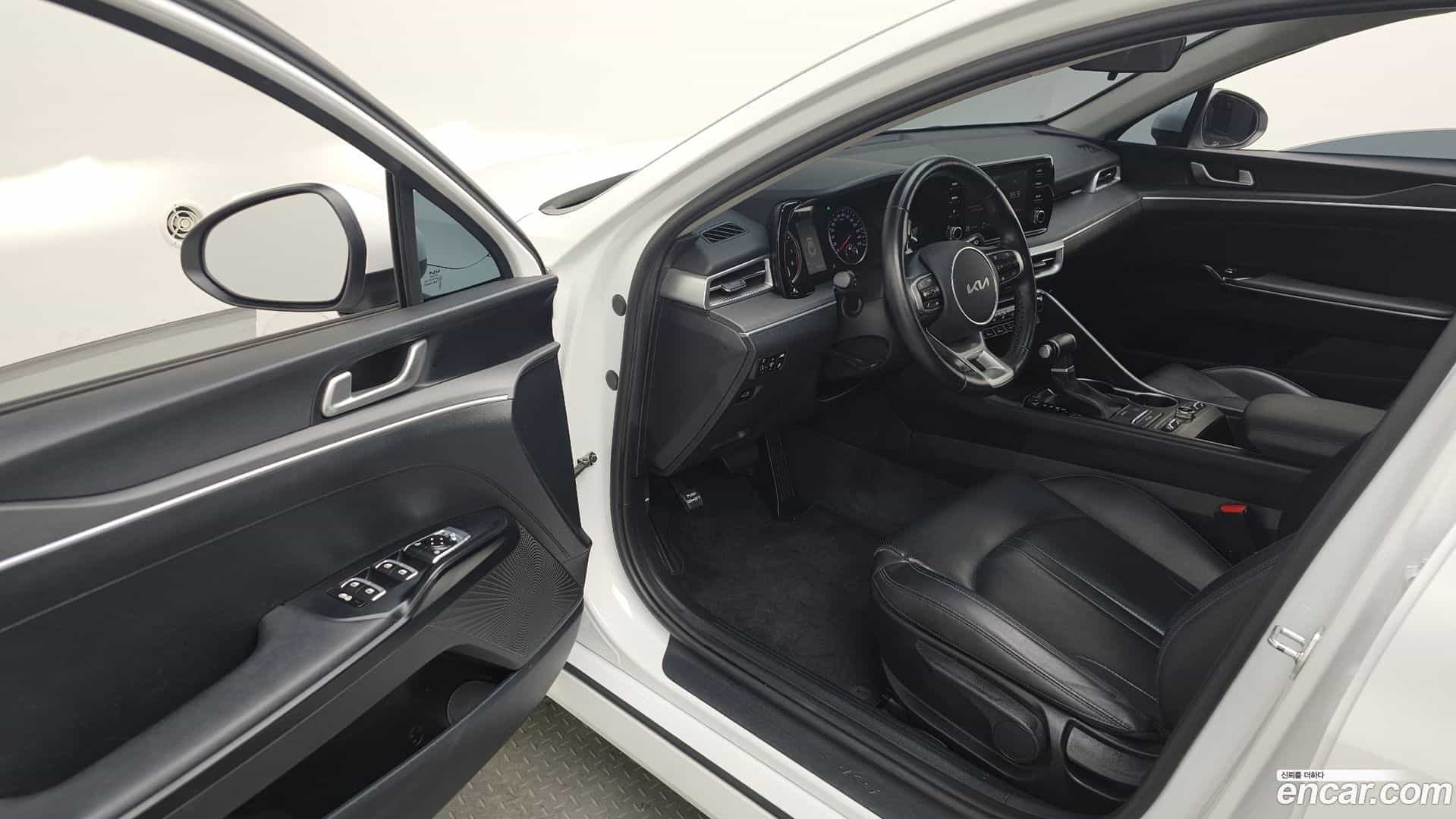 K5 Kia 2022.1-INNER-010