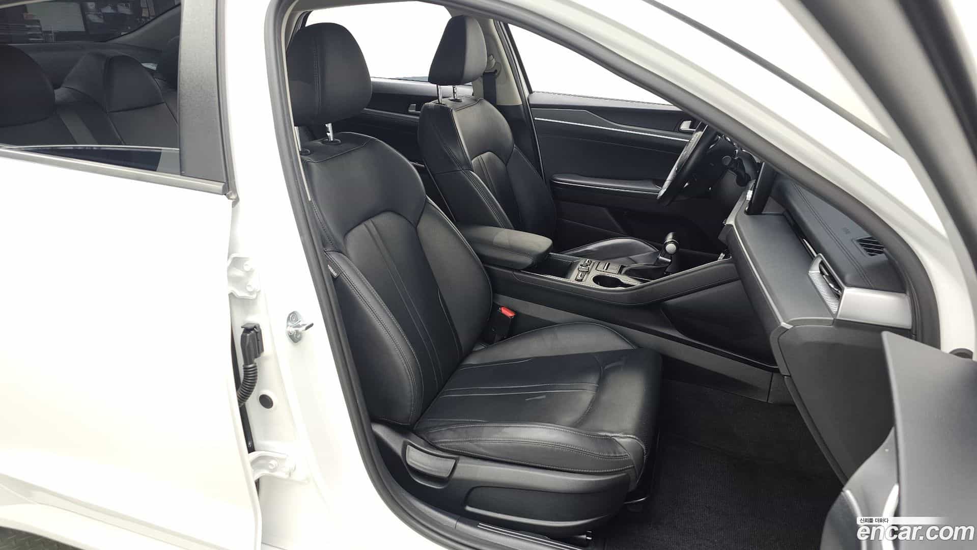 K5 Kia 2022.1-OPTION-016