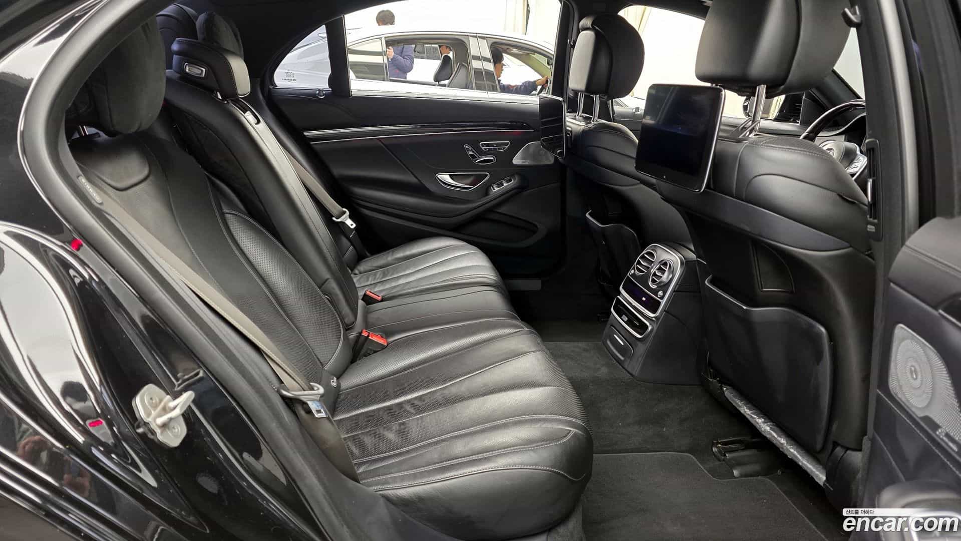 S-Class Mercedes-Benz 2017.11-OPTION-016