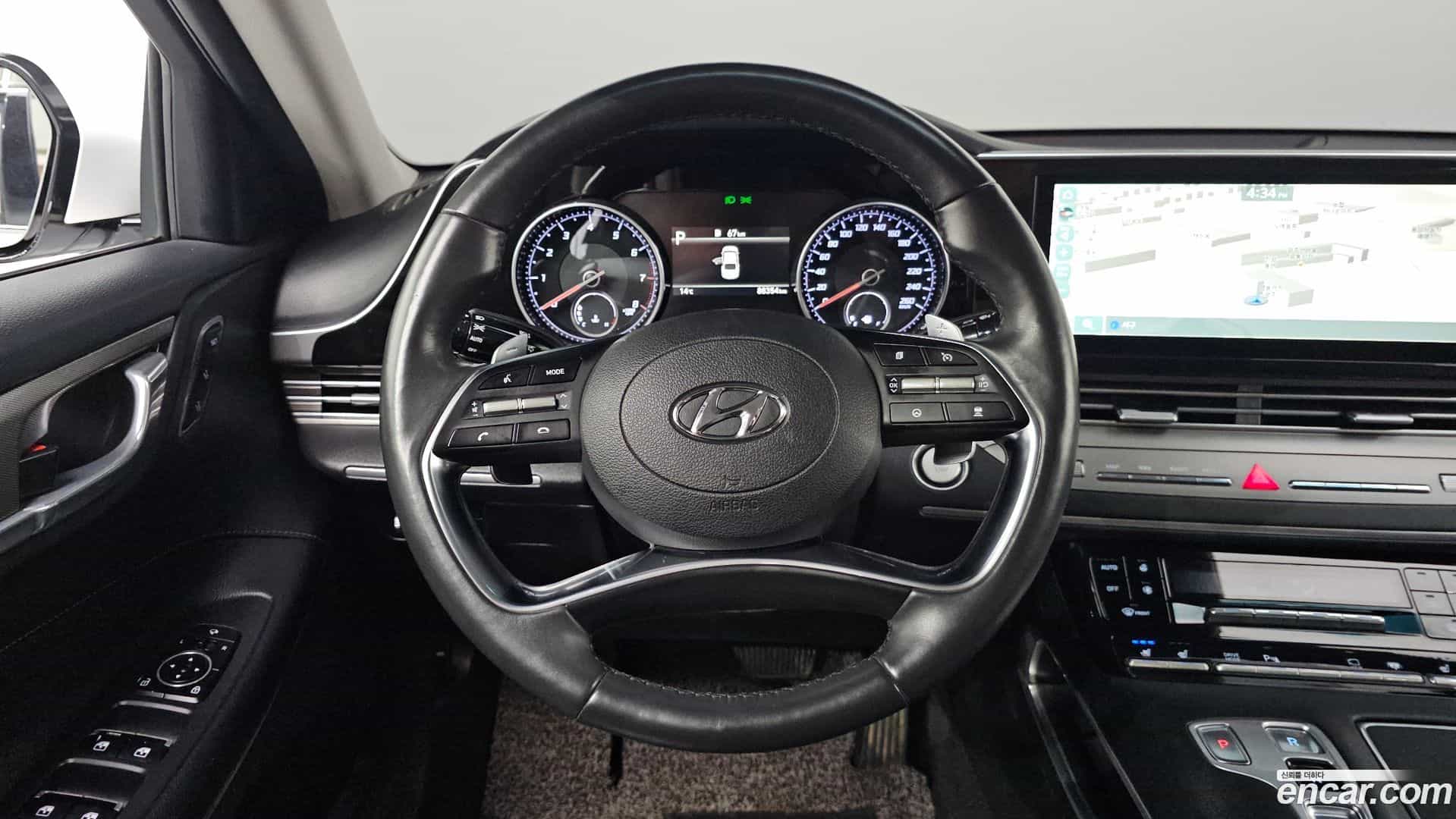 Grandeur Hyundai 2020.0-OPTION-018