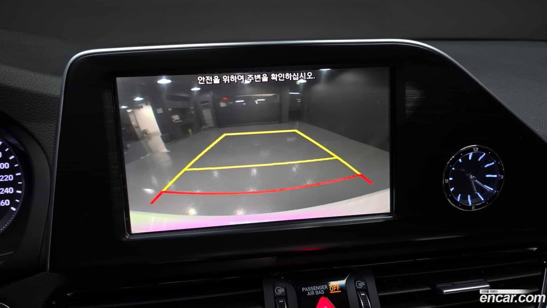 Grandeur Hyundai 2018.0-OPTION-020