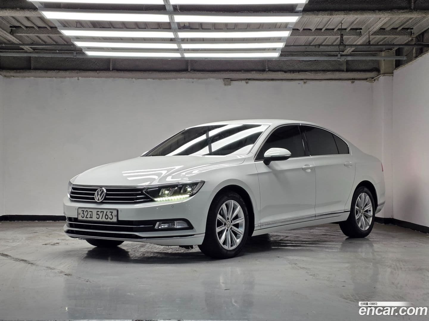 Main__Slider__Photo:Passat Volkswagen 2018.4-0