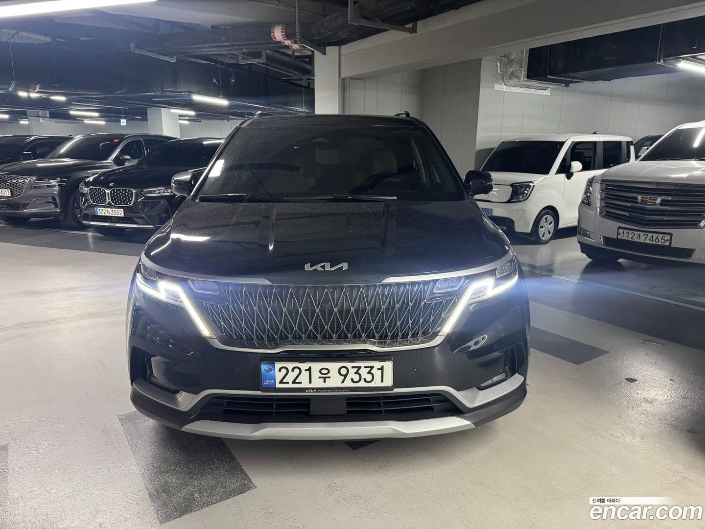 Main__Slider__Photo:Canival Kia 2022.4-0