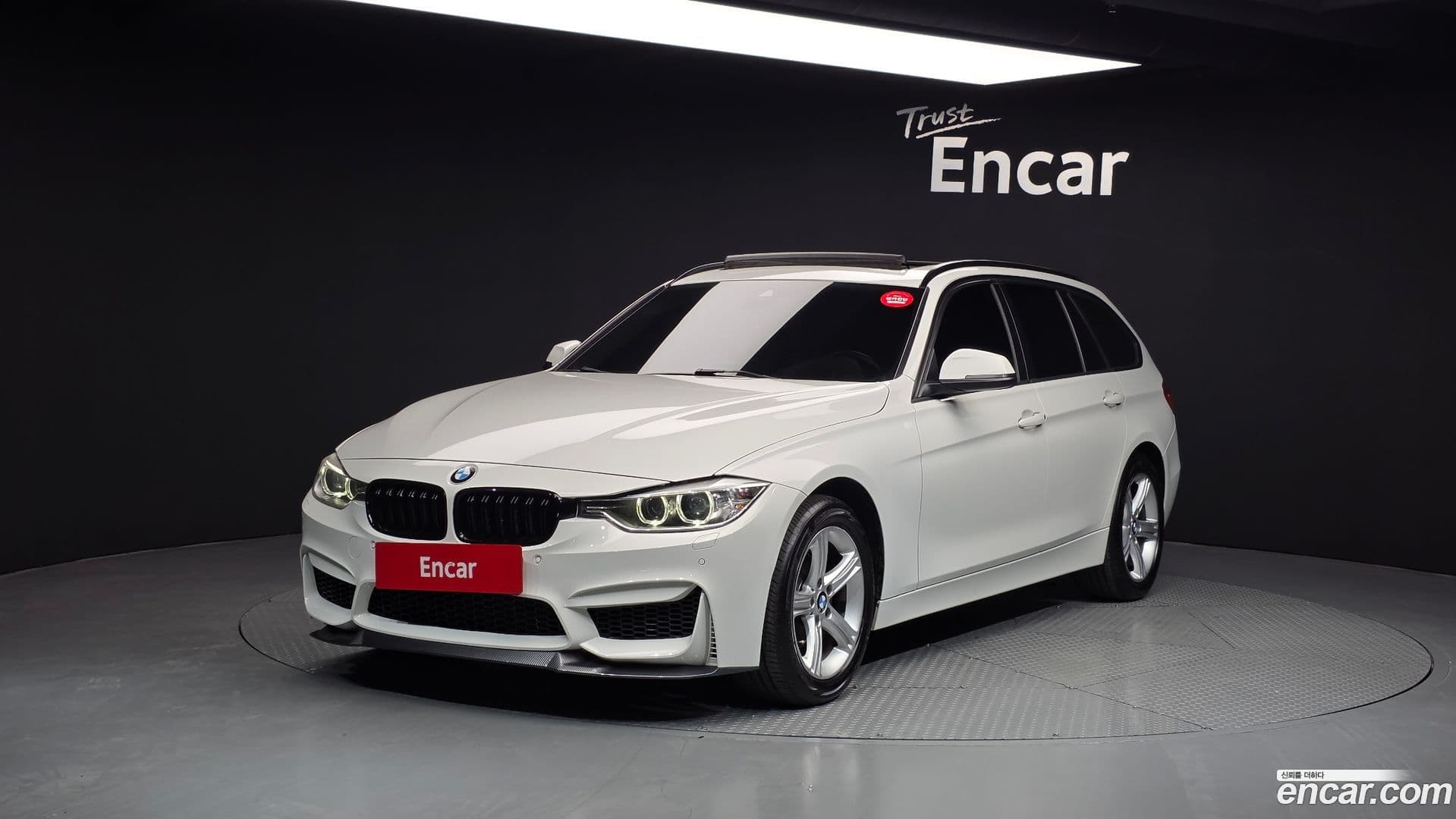Main__Slider__Photo:3-Series BMW 2014.8-0
