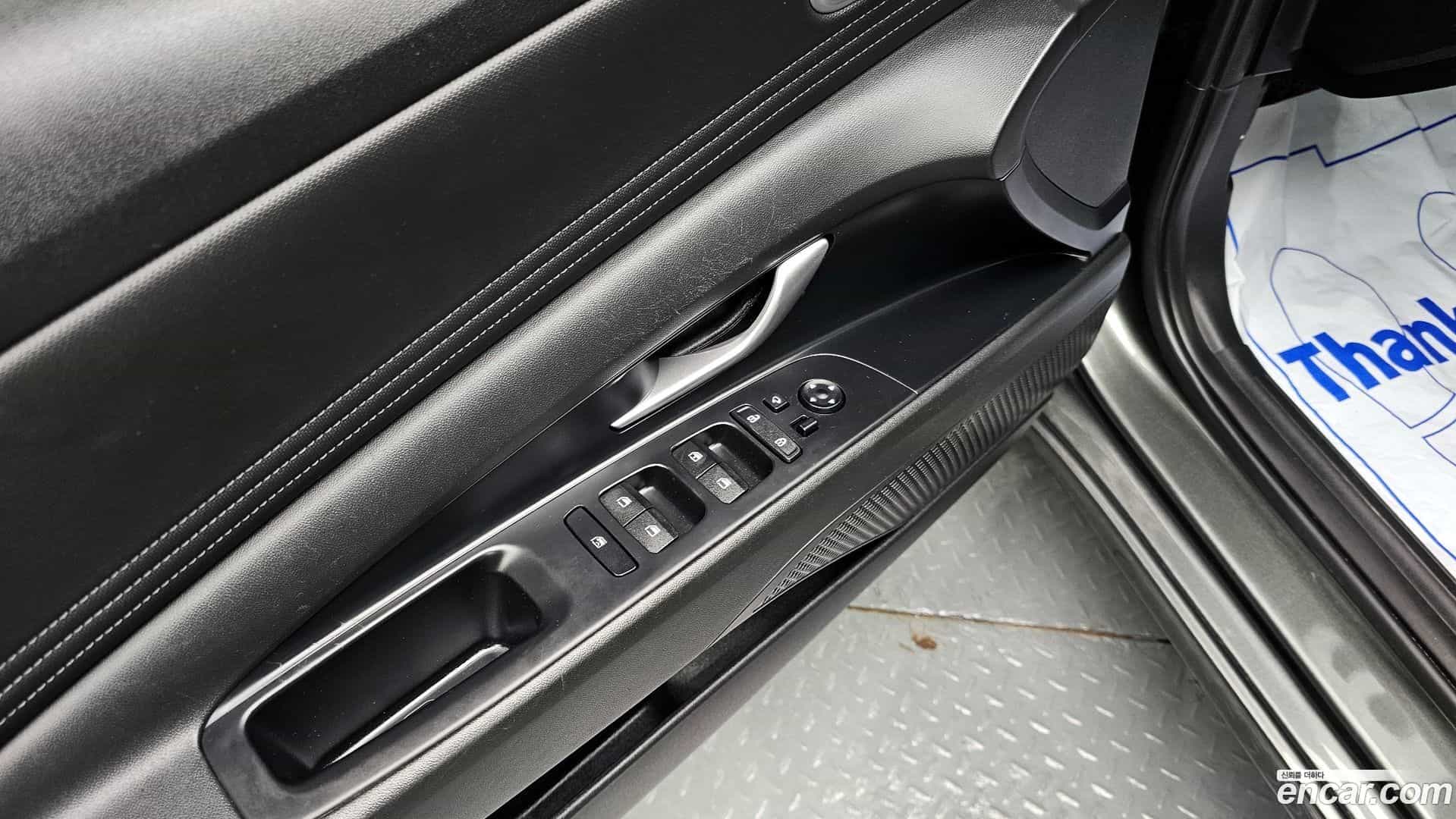 AVANTE Hyundai 2022.5-OPTION-018