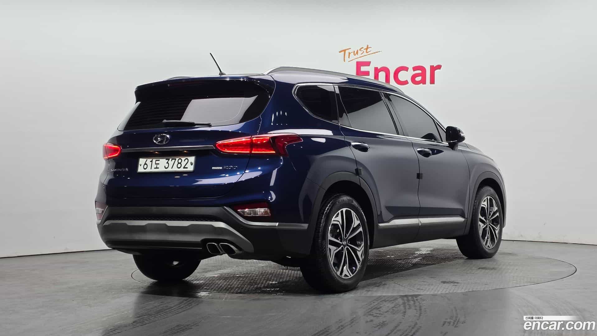 Santafe Hyundai 2018.11-OUTER-002