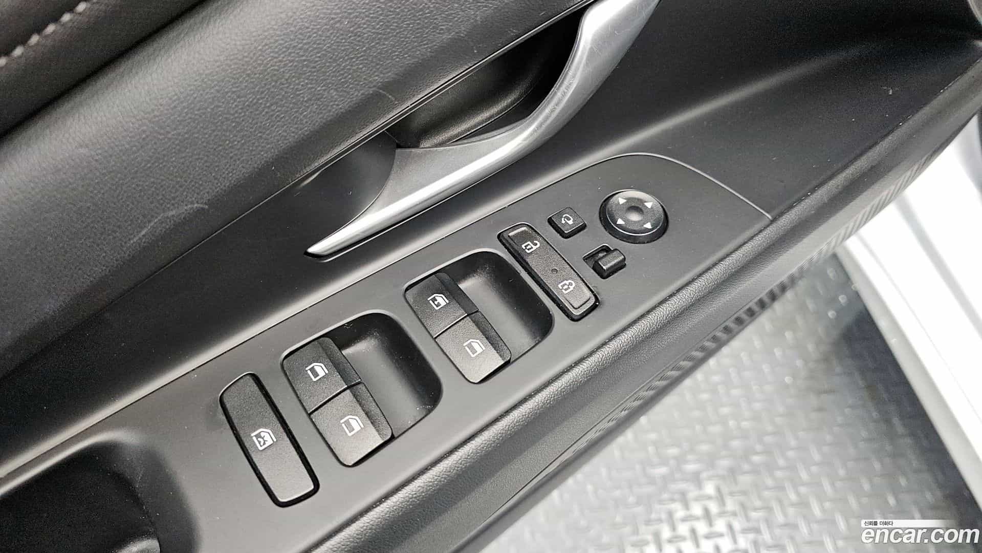 AVANTE Hyundai 2023.2-OPTION-018